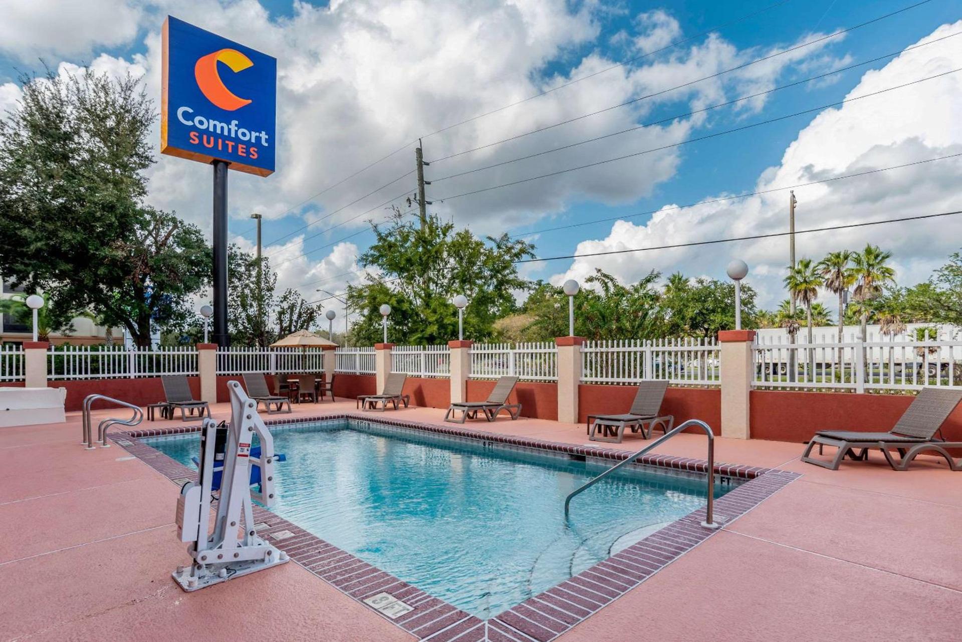 Comfort Suites Jacksonville Airport photo 25