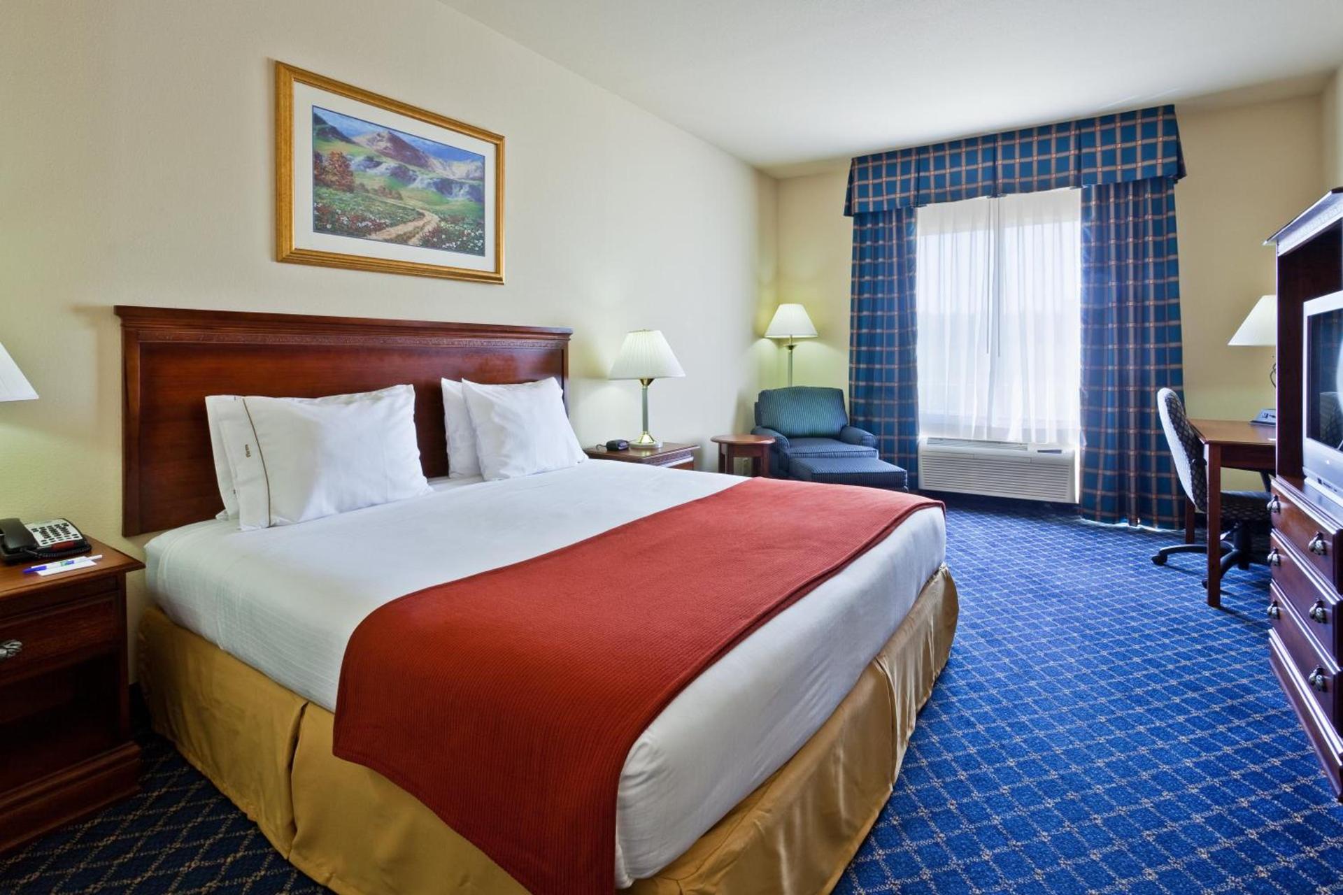 Holiday Inn Express Hotel & Suites Paragould by IHG photo 31
