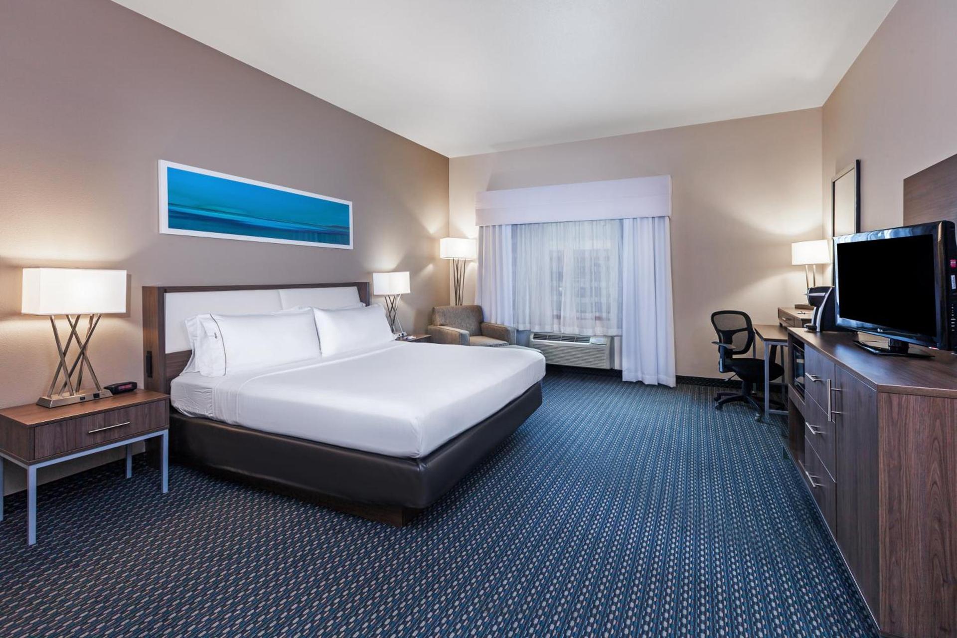 Holiday Inn Express & Suites - Pharr by IHG photo 30