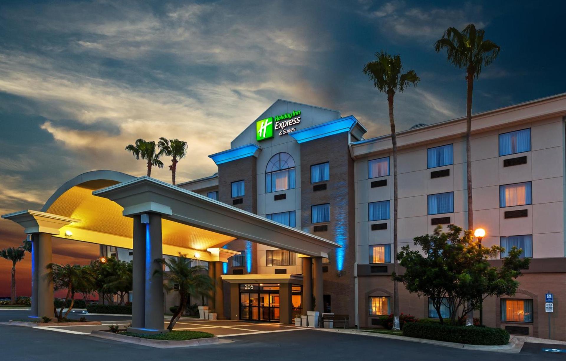Holiday Inn Express & Suites - Pharr by IHG photo 16