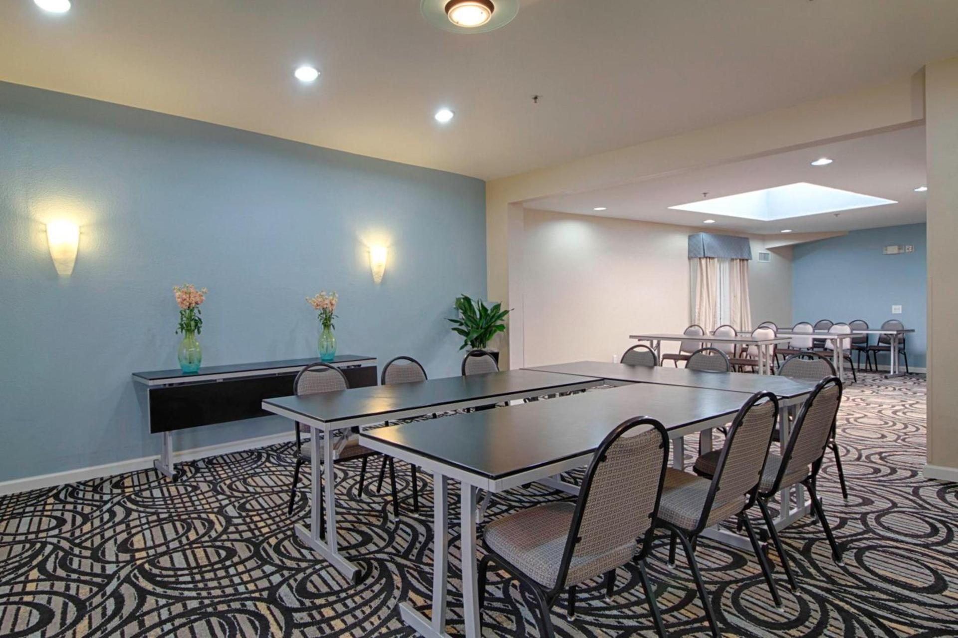 Holiday Inn Express Hotel & Suites Solana Beach-Del Mar by IHG photo 38