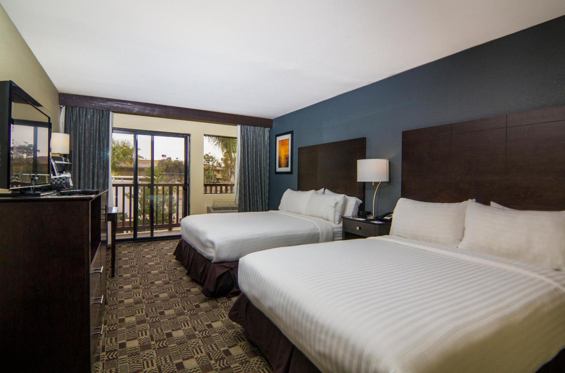 Holiday Inn Express Hotel & Suites Solana Beach-Del Mar by IHG photo 59