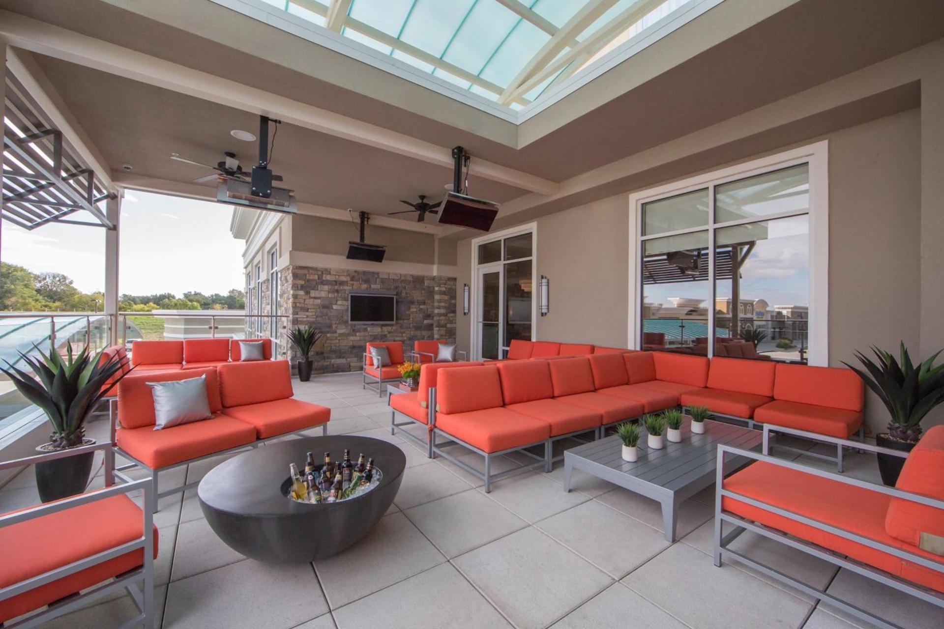 Holiday Inn Hotel & Suites Davenport by IHG photo 8