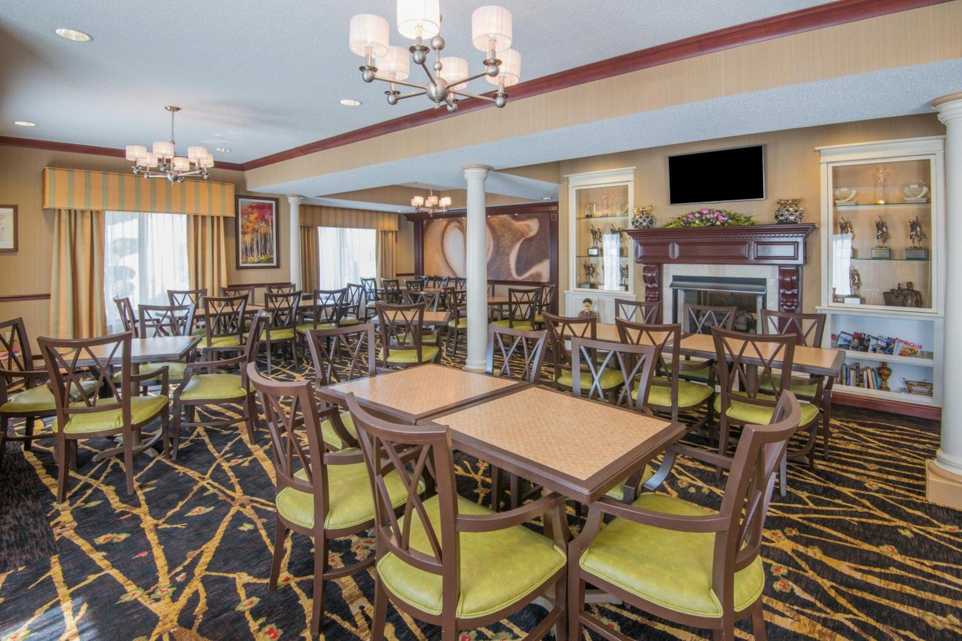 Holiday Inn Express & Suites - Sharon-Hermitage by IHG photo 8