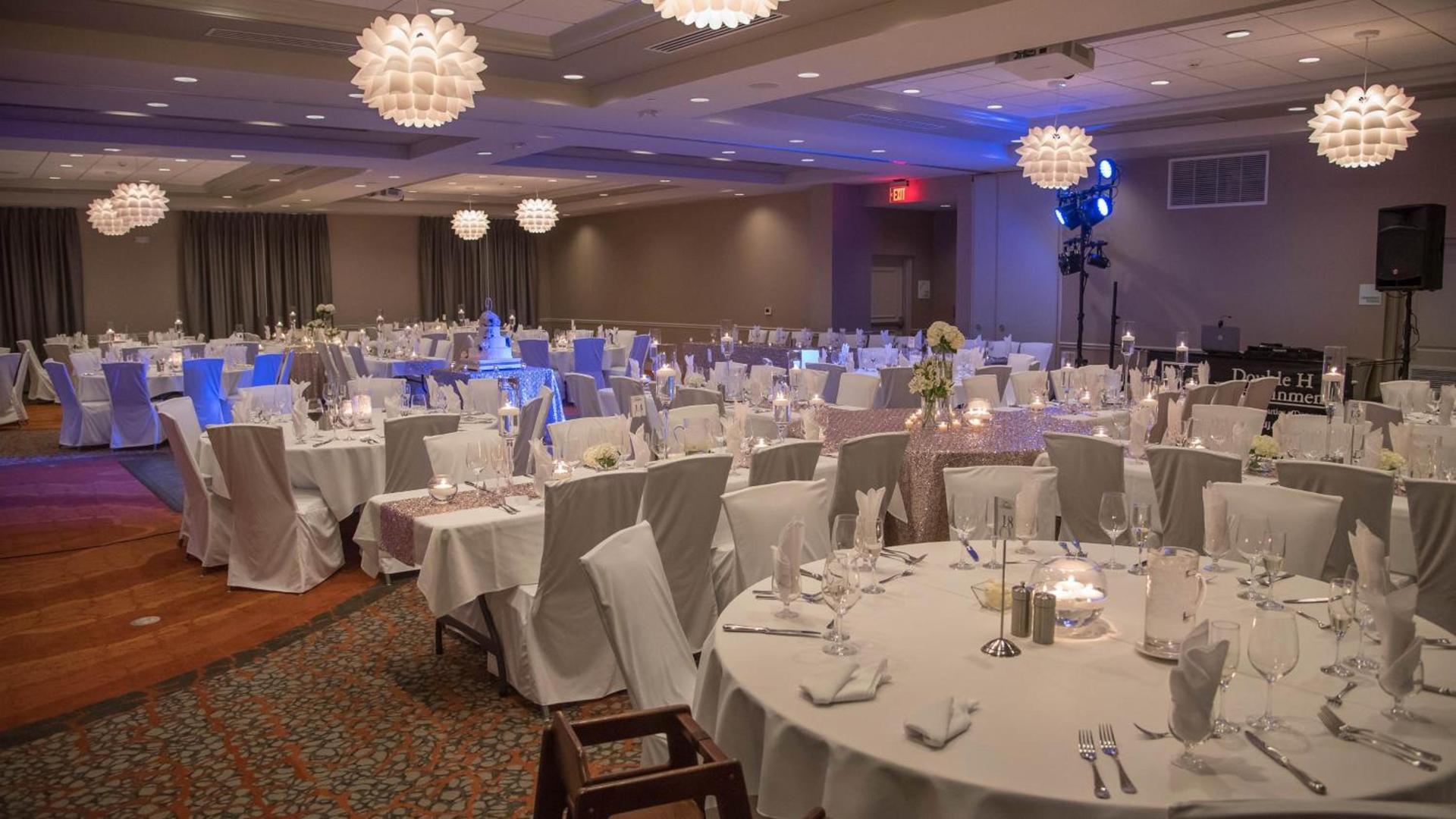 Holiday Inn Hotel & Suites Davenport by IHG photo 18