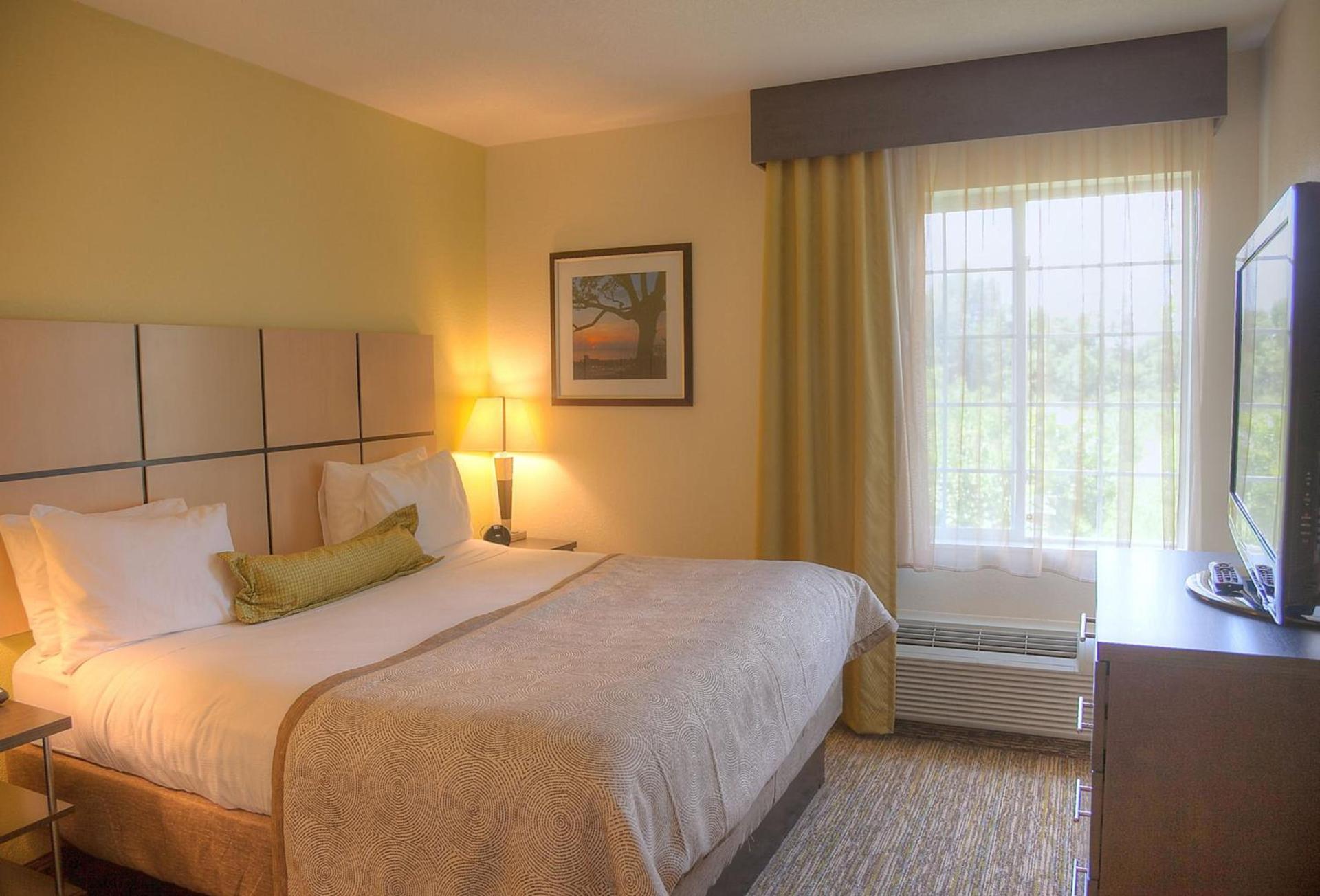 Candlewood Suites Alexandria by IHG photo 13