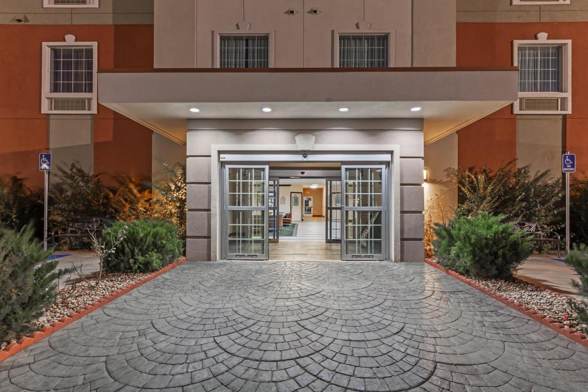 Candlewood Amarillo-Western Crossing by IHG photo 6