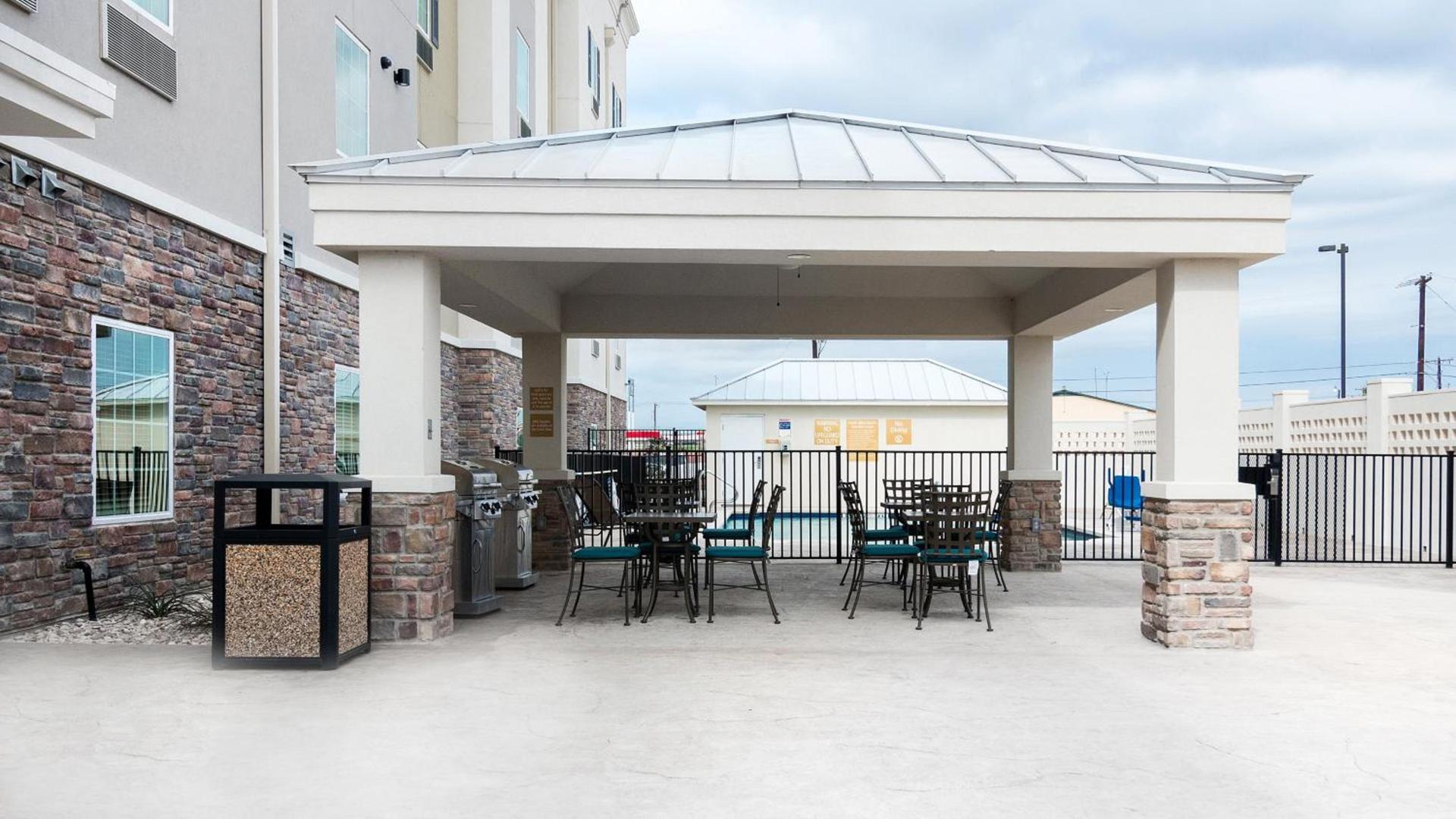 Candlewood Suites Waco by IHG photo 58