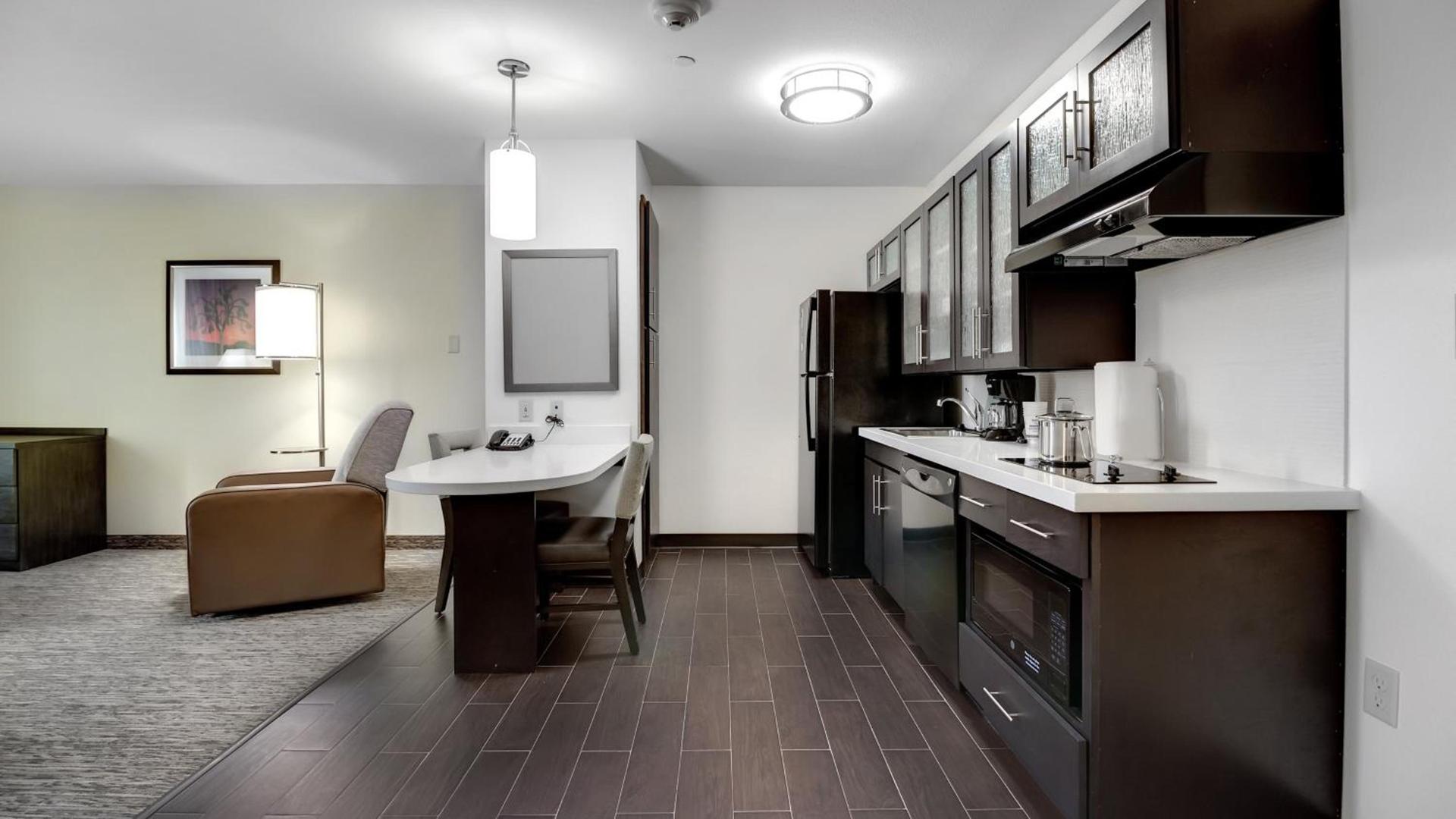 Candlewood Suites Waco by IHG photo 83