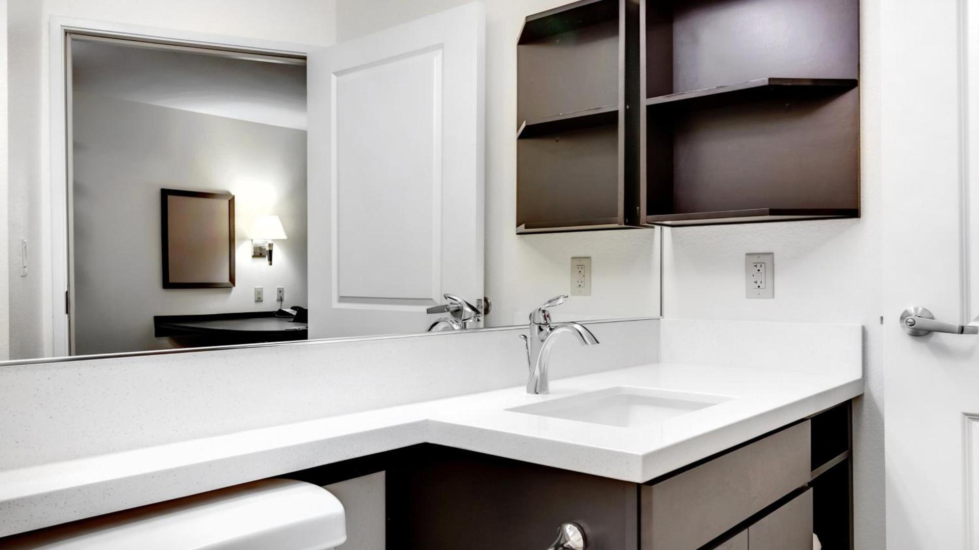 Candlewood Suites Waco by IHG photo 73