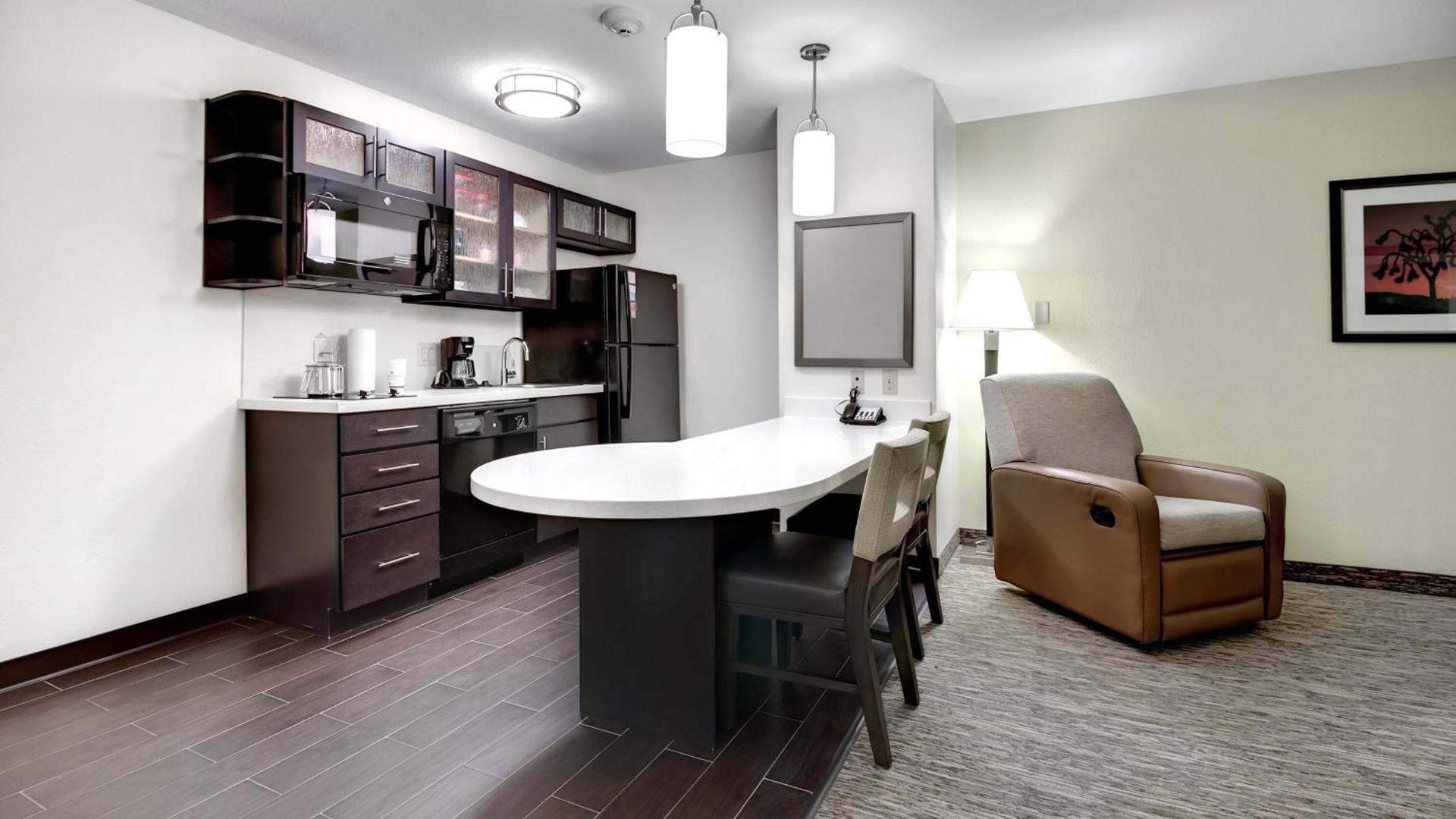 Candlewood Suites Waco by IHG photo 84