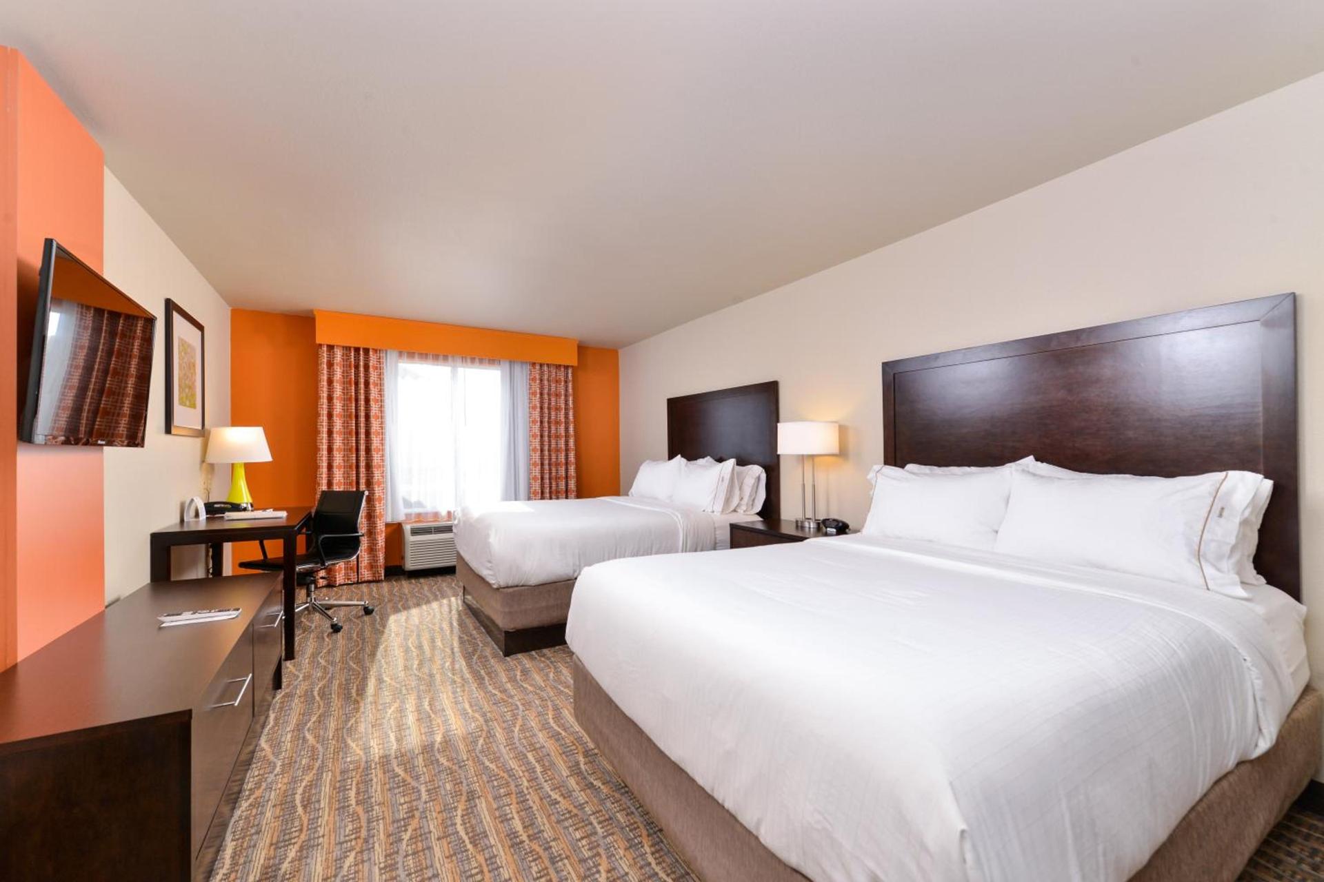 Holiday Inn Express Tomball by IHG photo 37
