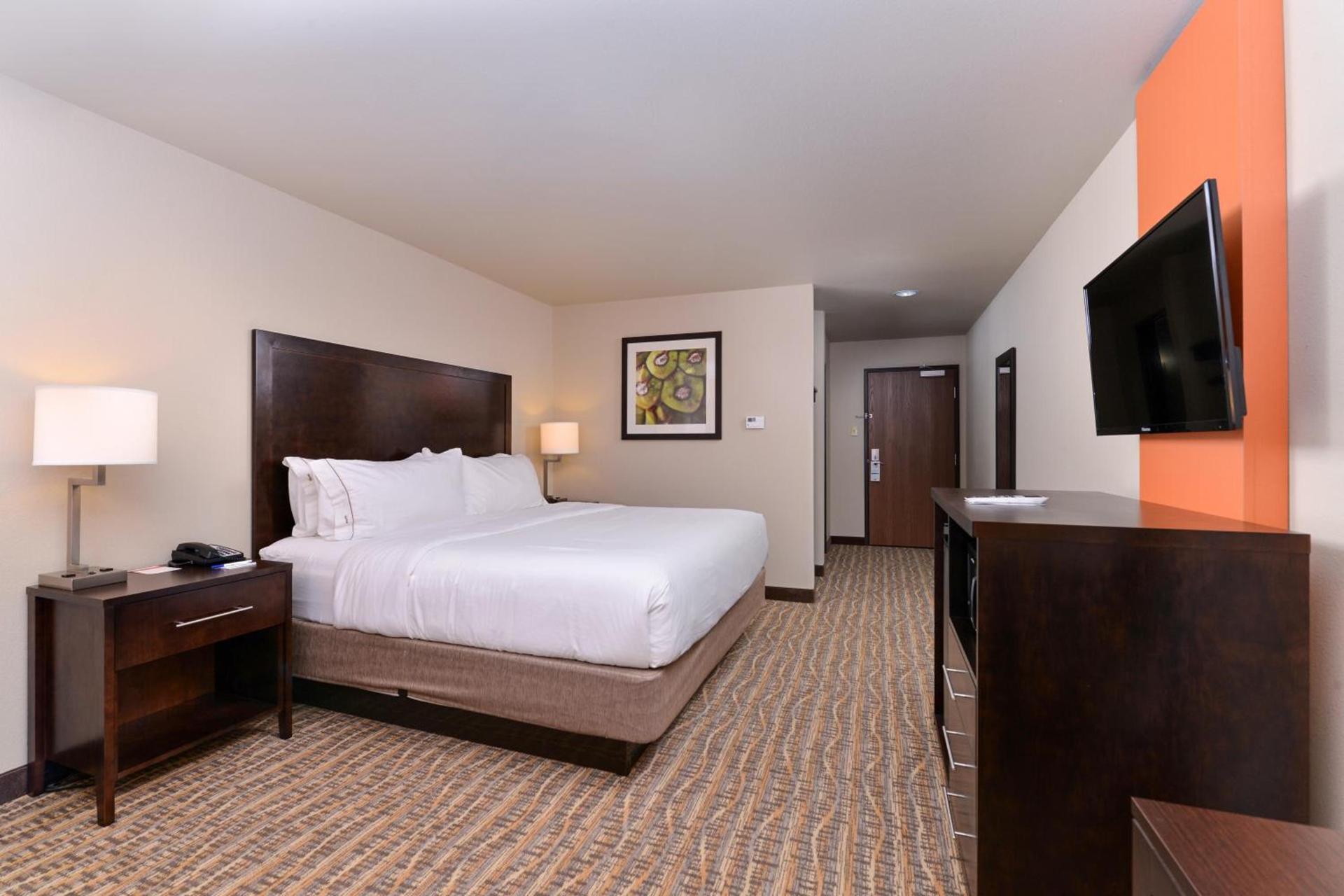 Holiday Inn Express Tomball by IHG photo 27