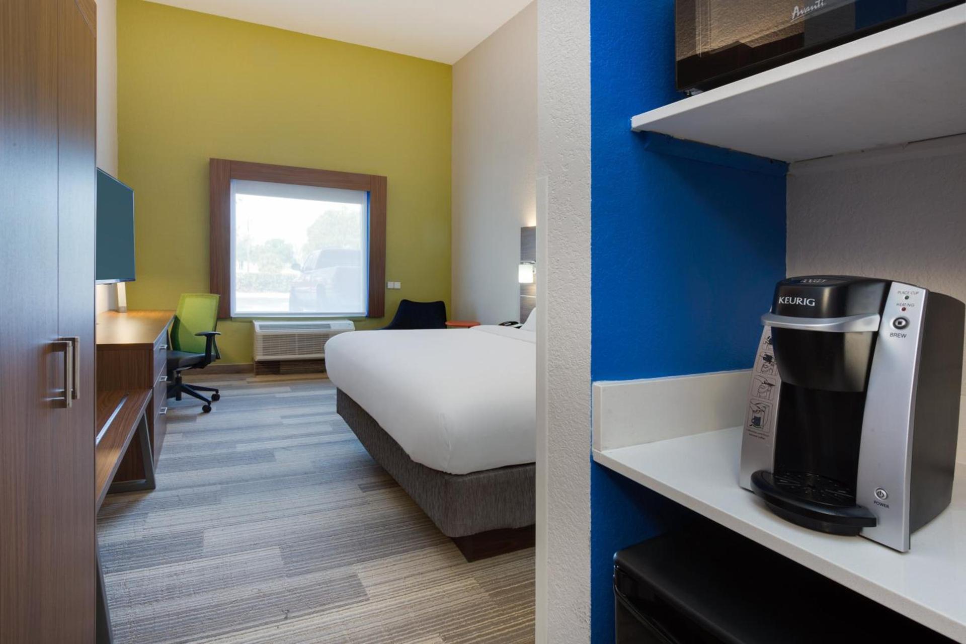 Holiday Inn Express Hotel & Suites Tampa-Fairgrounds-Casino by IHG photo 51