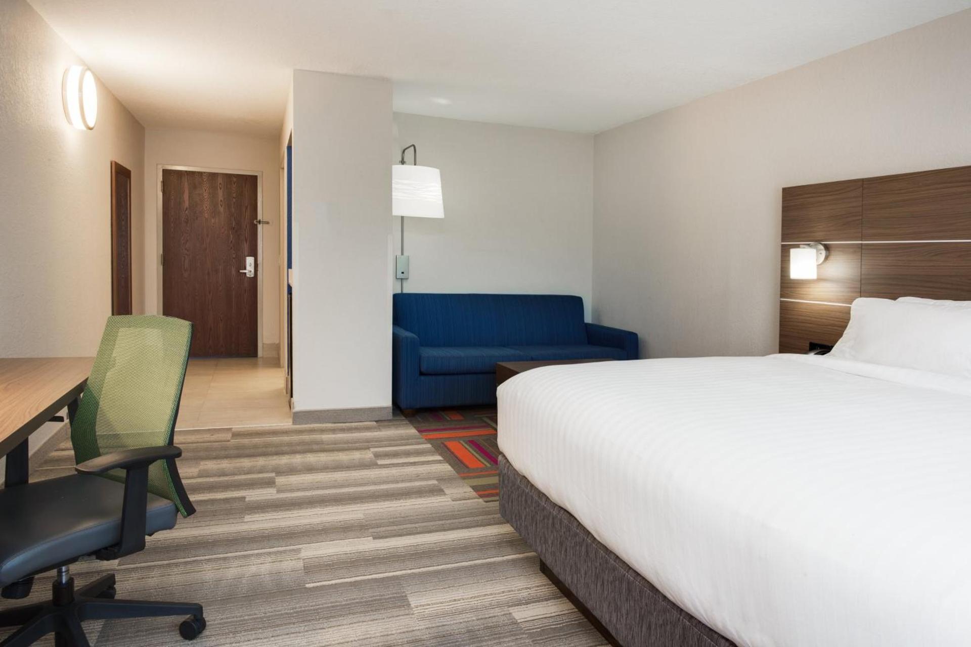 Holiday Inn Express Hotel & Suites Tampa-Fairgrounds-Casino by IHG photo 30