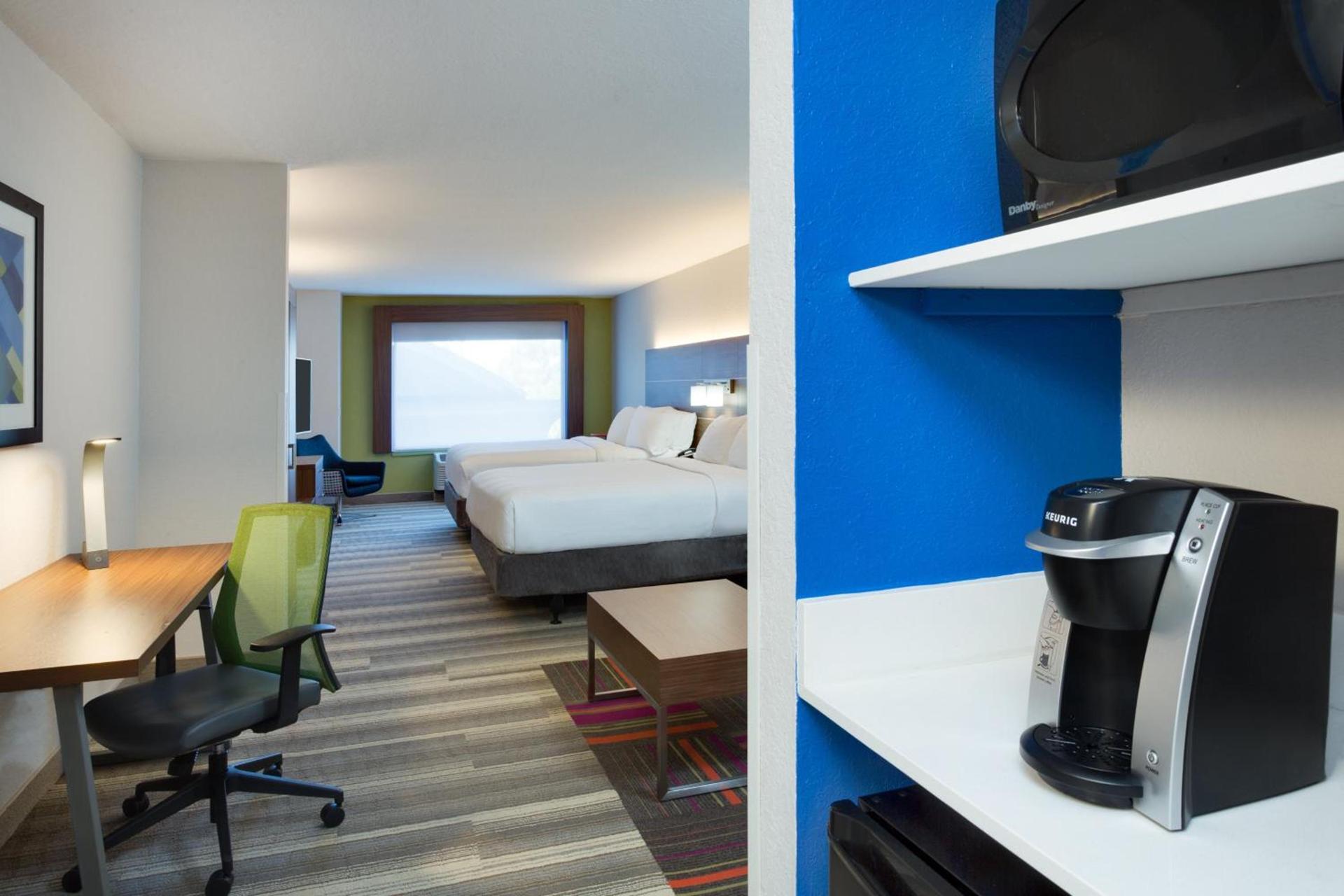 Holiday Inn Express Hotel & Suites Tampa-Fairgrounds-Casino by IHG photo 47