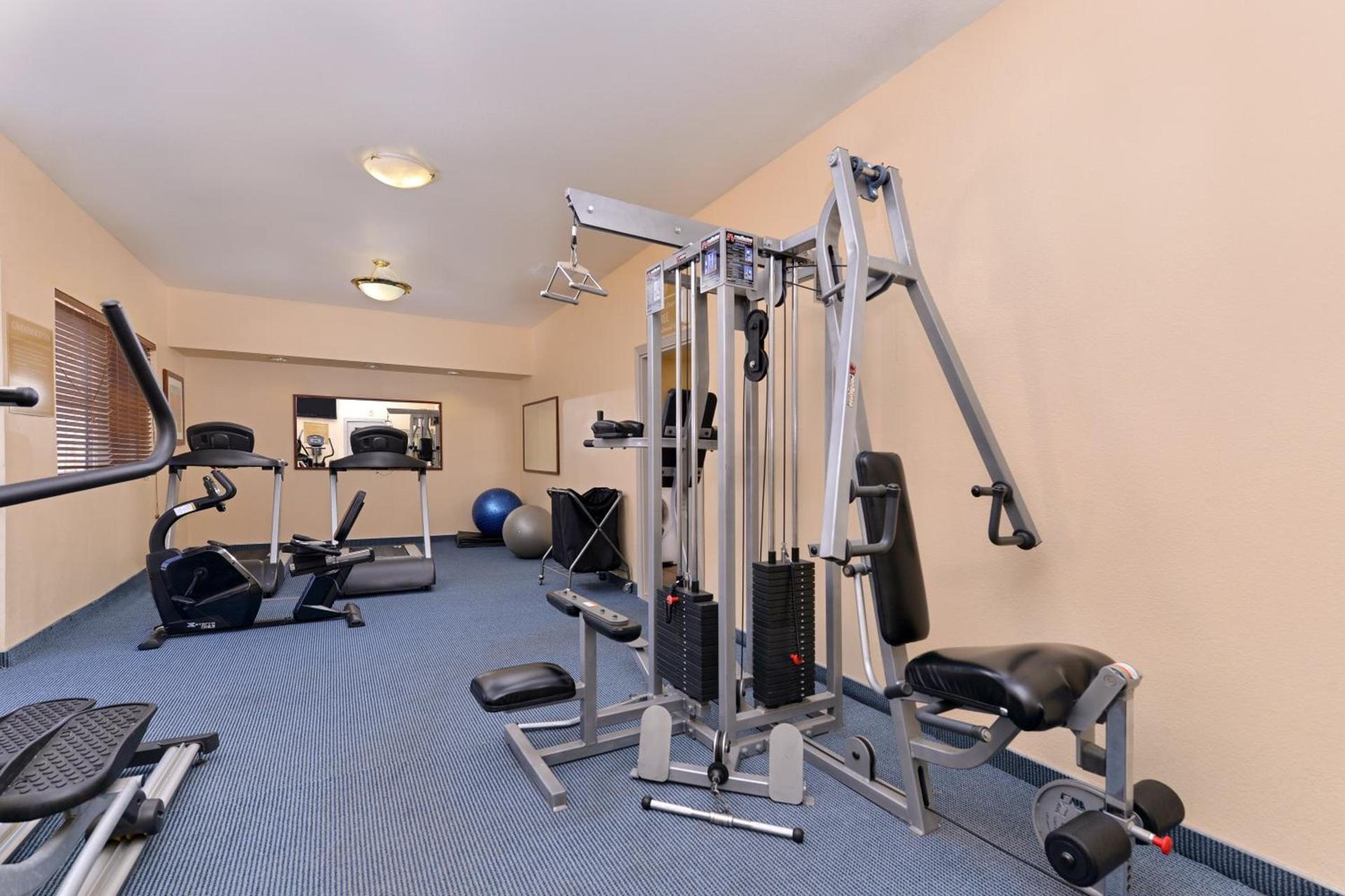 Candlewood Suites San Diego by IHG photo 23