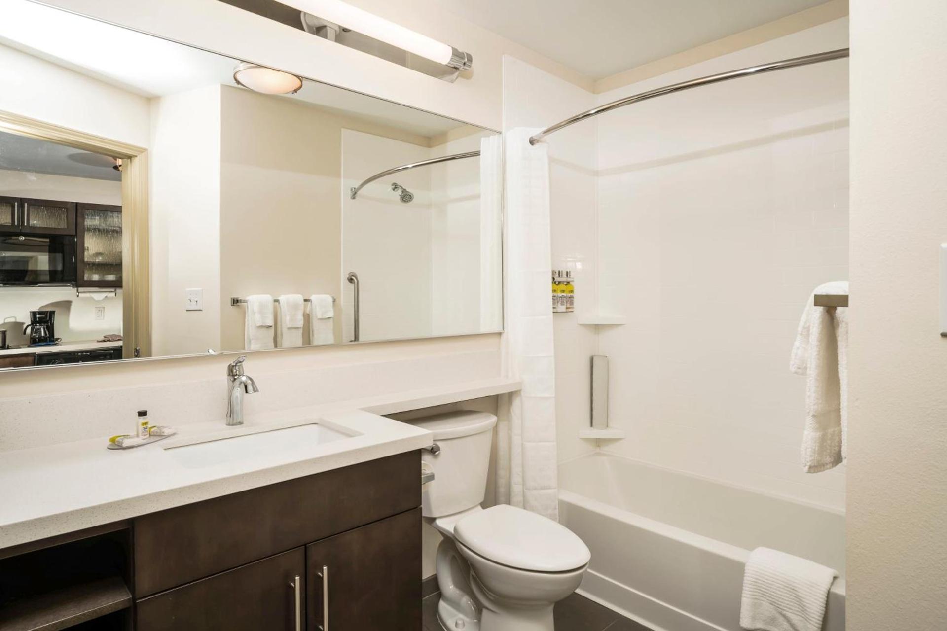 Candlewood Suites - Ft Walton Bch - Hurlburt Area by IHG photo 15