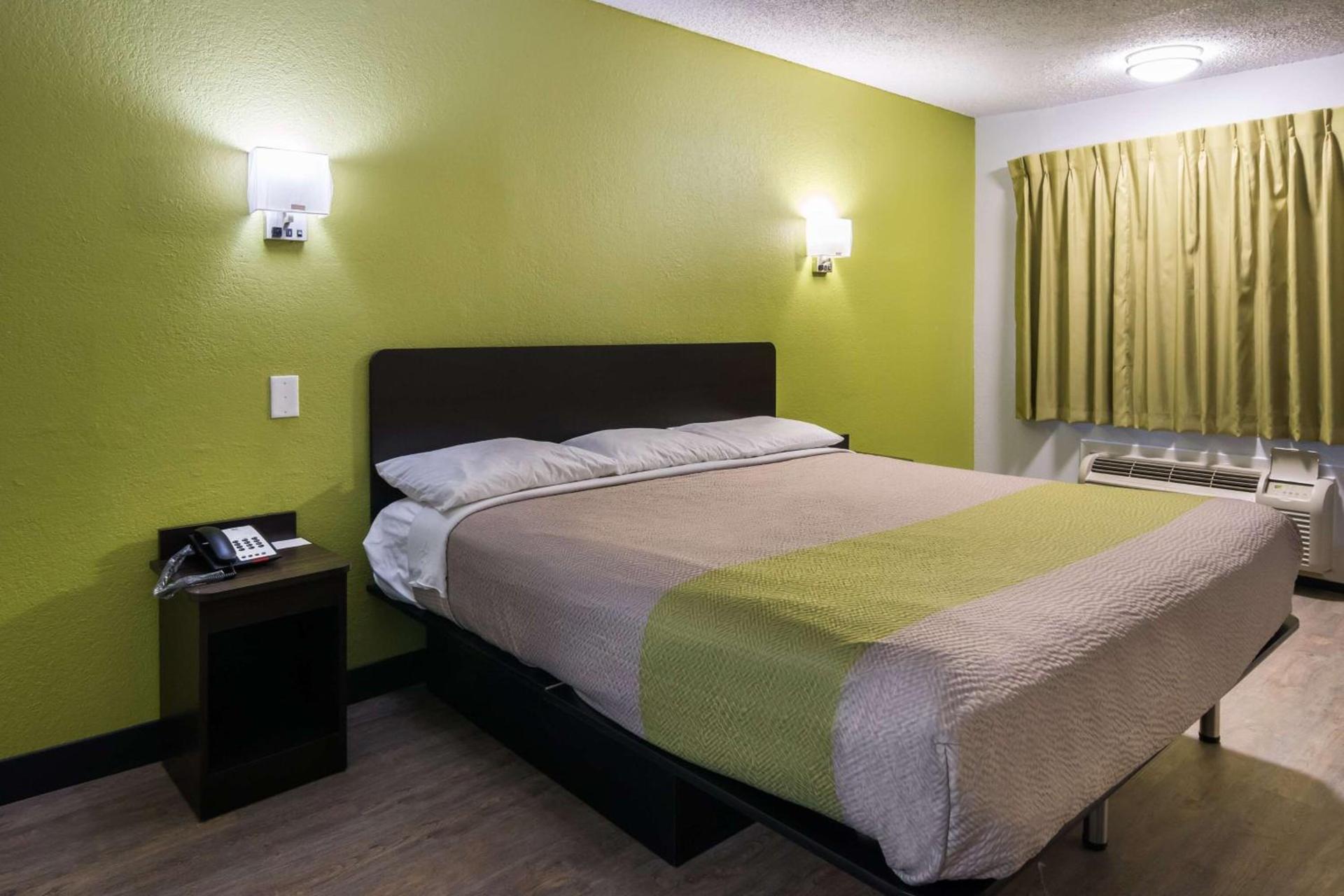 Motel 6 Irving - Loop 12 photo 7