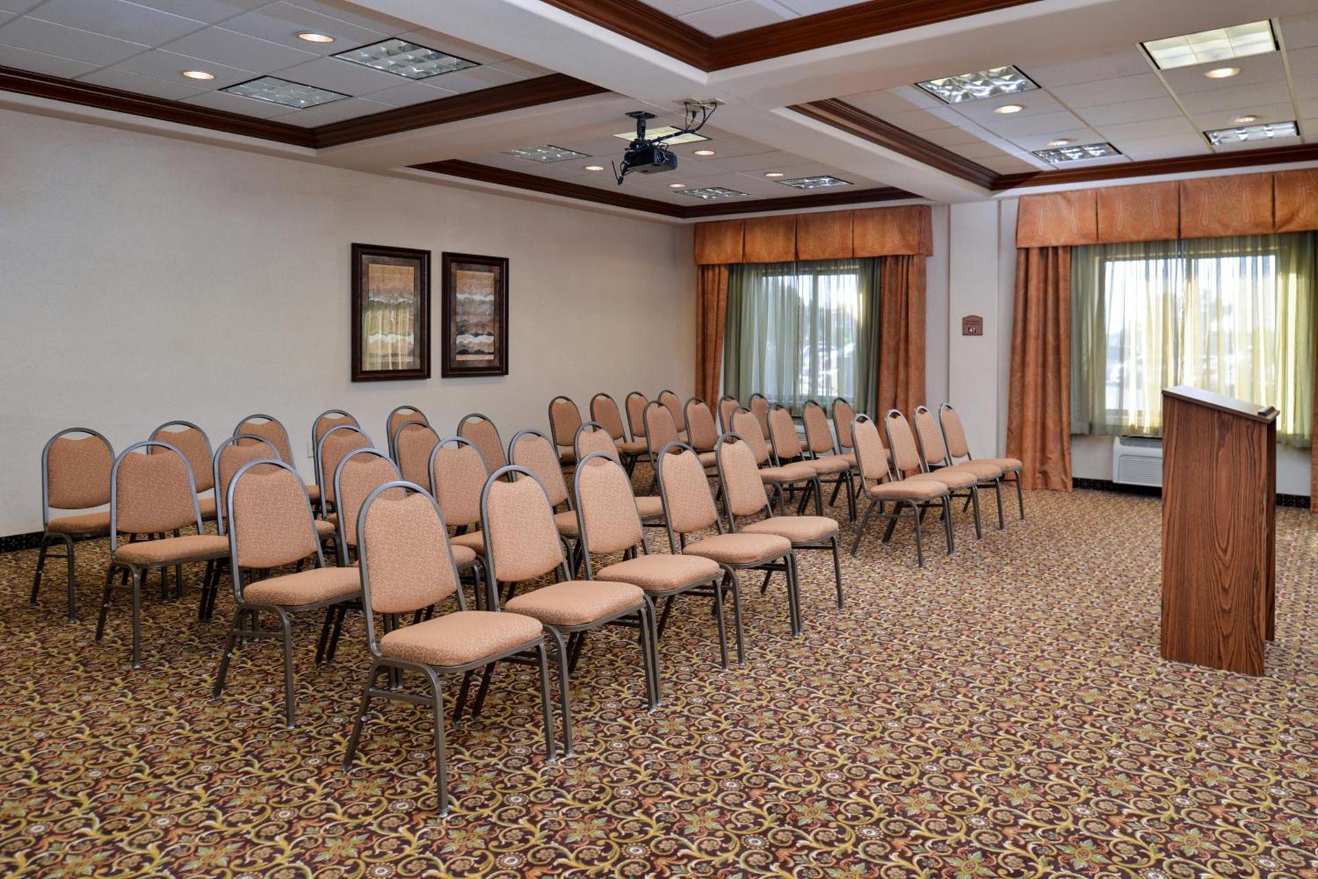 Holiday Inn Express Hotel & Suites Las Cruces by IHG photo 8