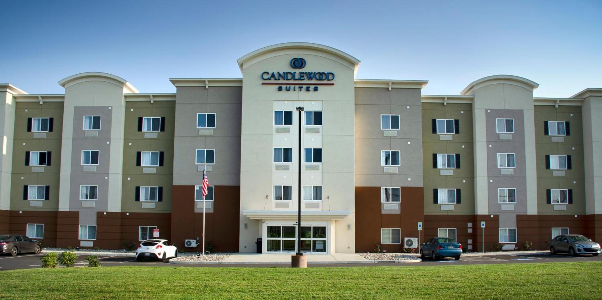 Candlewood Suites - Lancaster West by IHG photo 1