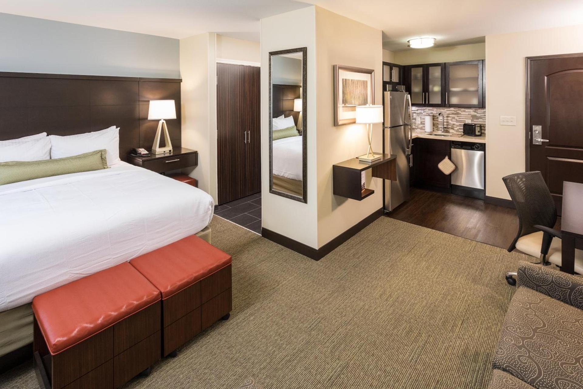Staybridge Suites Omaha West by IHG photo 26