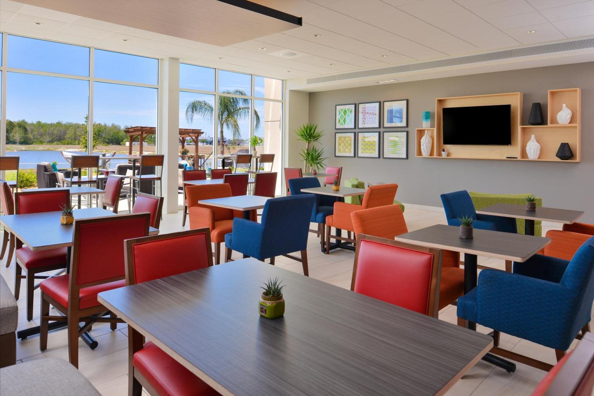 Holiday Inn Express & Suites Trinity by IHG photo 24
