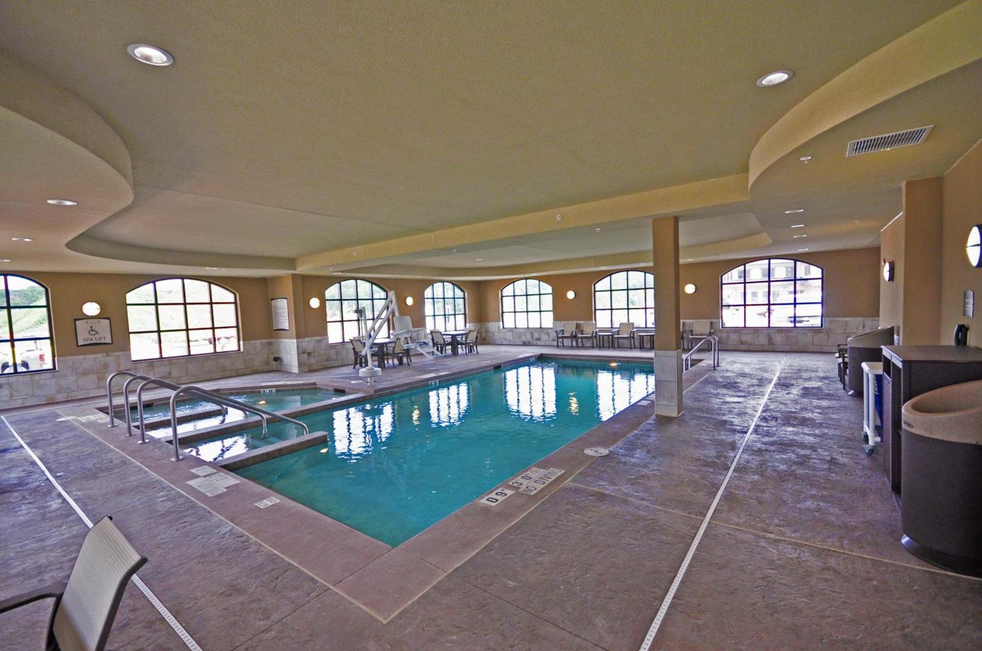 Staybridge Suites Eau Claire - Altoona by IHG photo 7