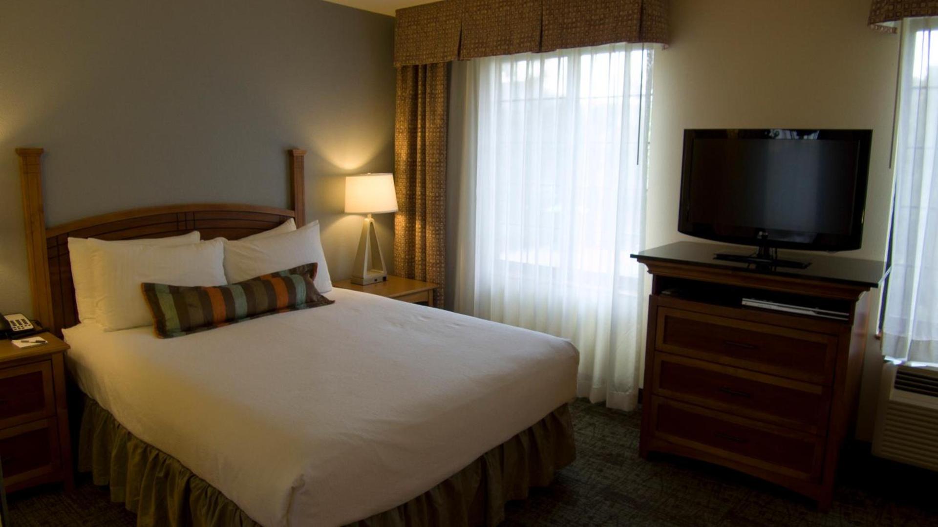 Staybridge Suites Houston West - Energy Corridor by IHG photo 21