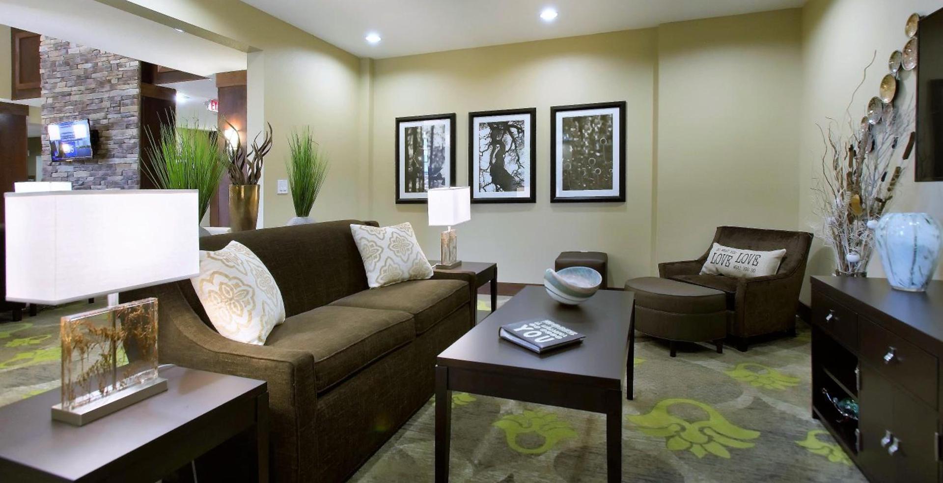 Staybridge Suites Orlando at SeaWorld by IHG - Free Breakfast & Shuttle to SeaWorld Parks photo 13