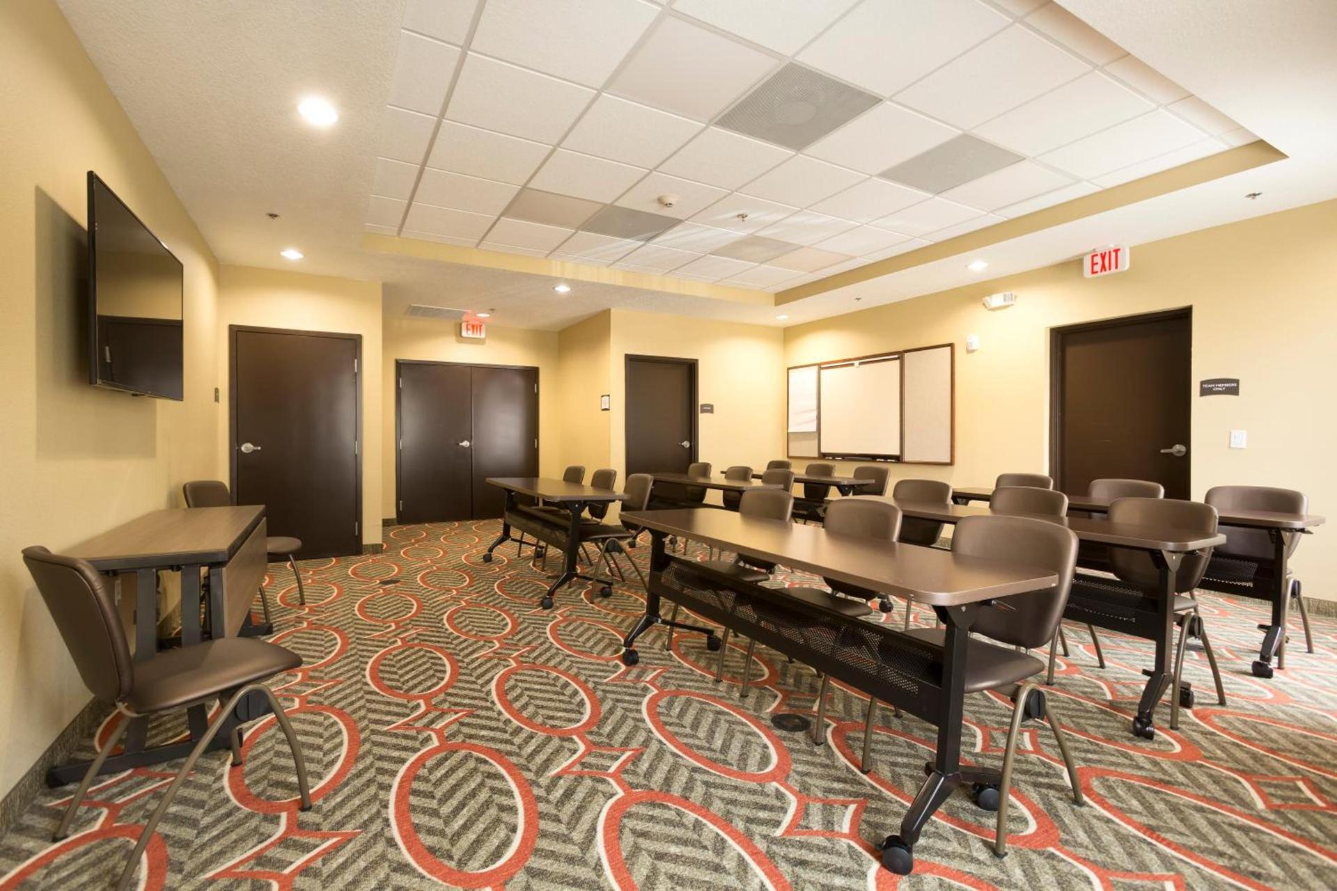 Staybridge Suites Orlando at SeaWorld by IHG - Free Breakfast & Shuttle to SeaWorld Parks photo 25