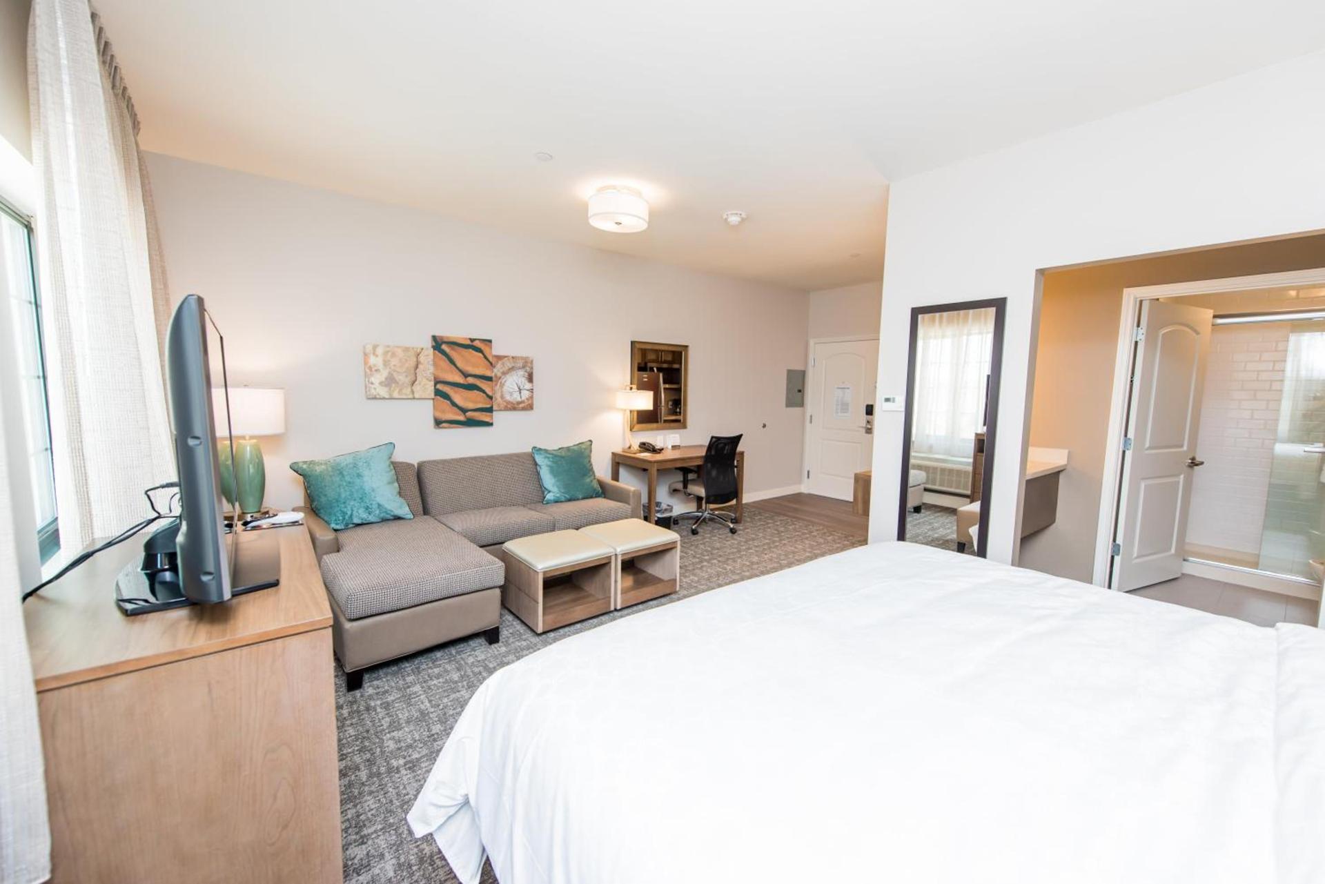 Staybridge Suites Houston - Humble Beltway 8 E by IHG photo 39