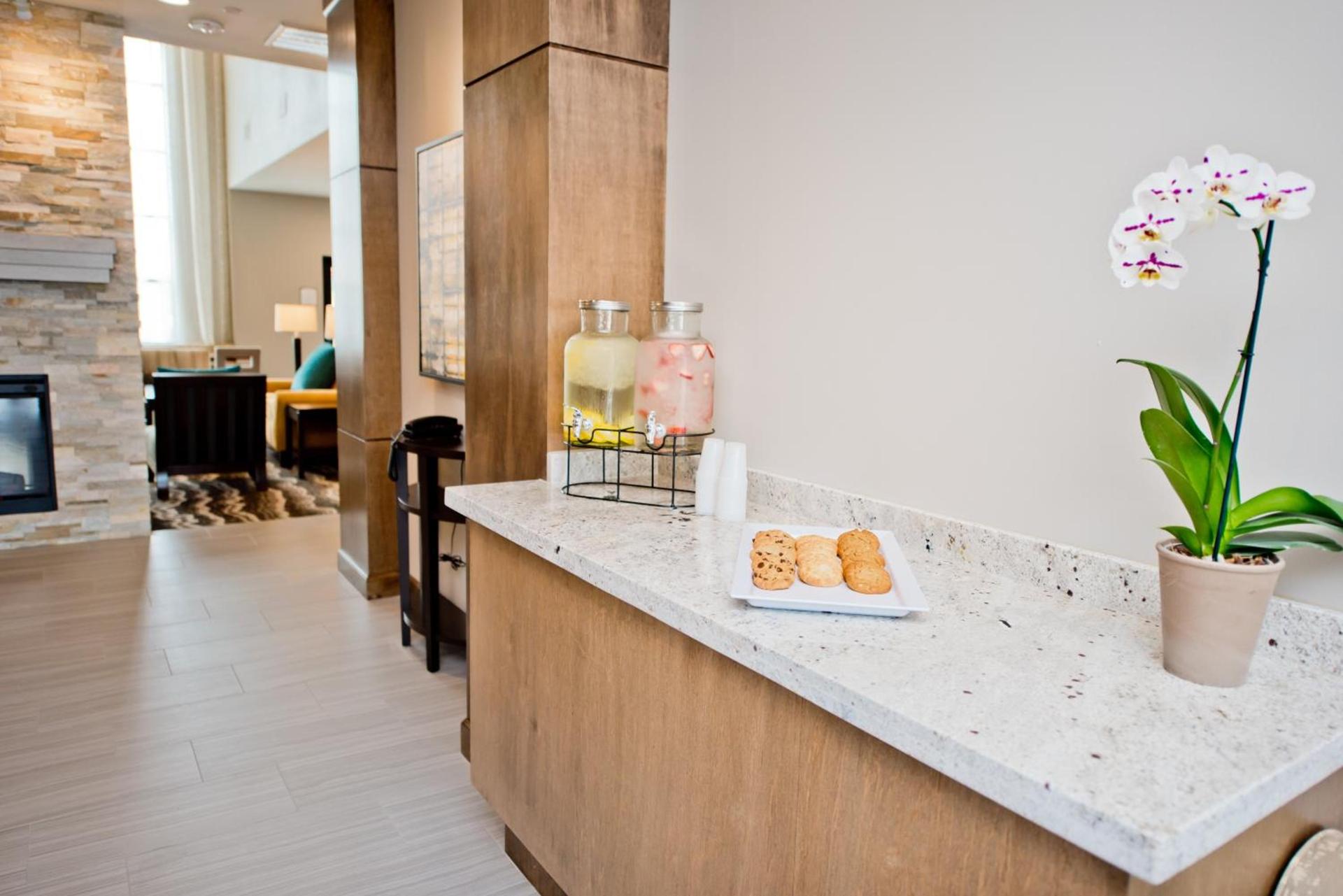 Staybridge Suites Houston - Humble Beltway 8 E by IHG photo 21