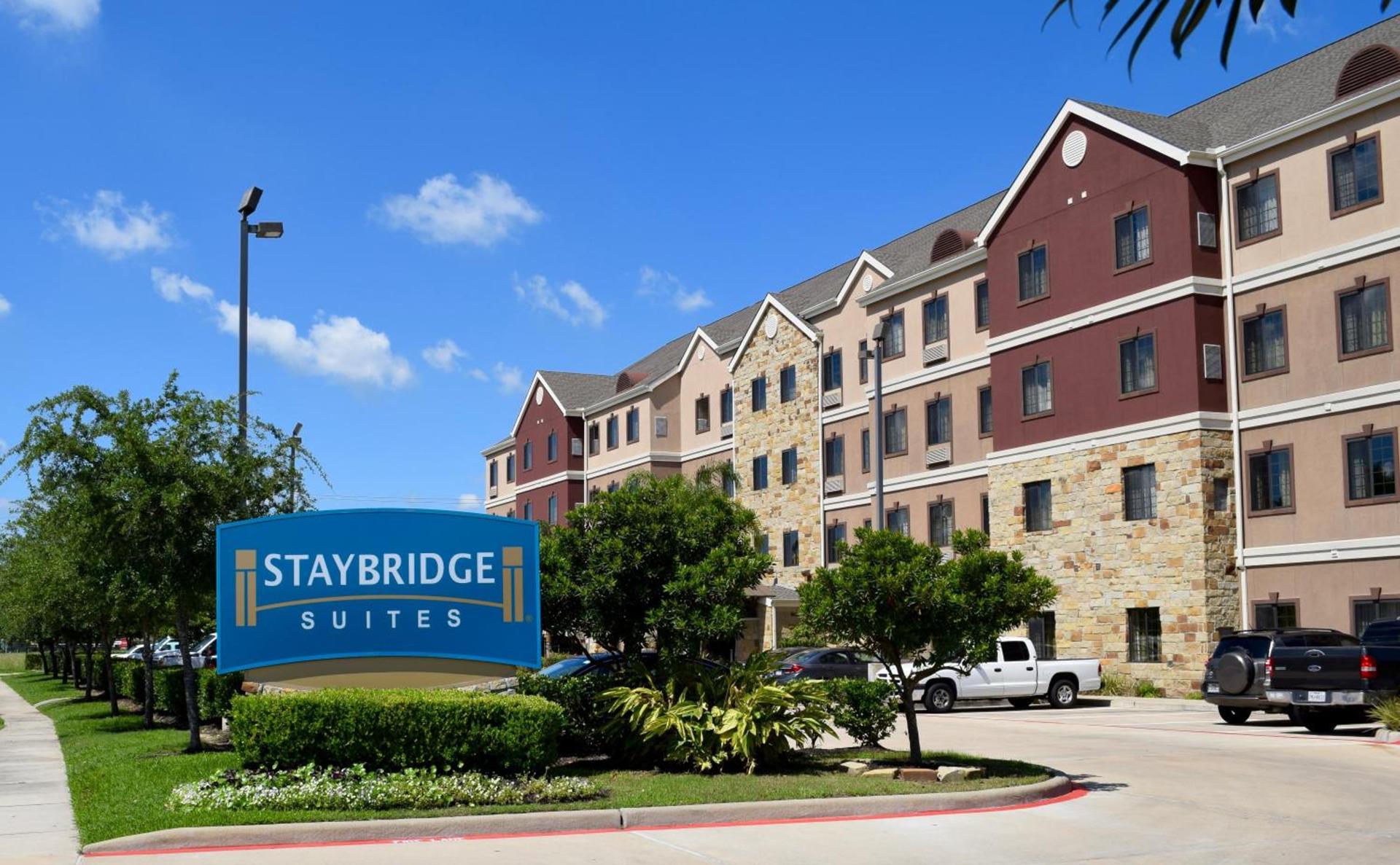 Staybridge Suites Houston Stafford - Sugar Land by IHG — hotel in Stafford