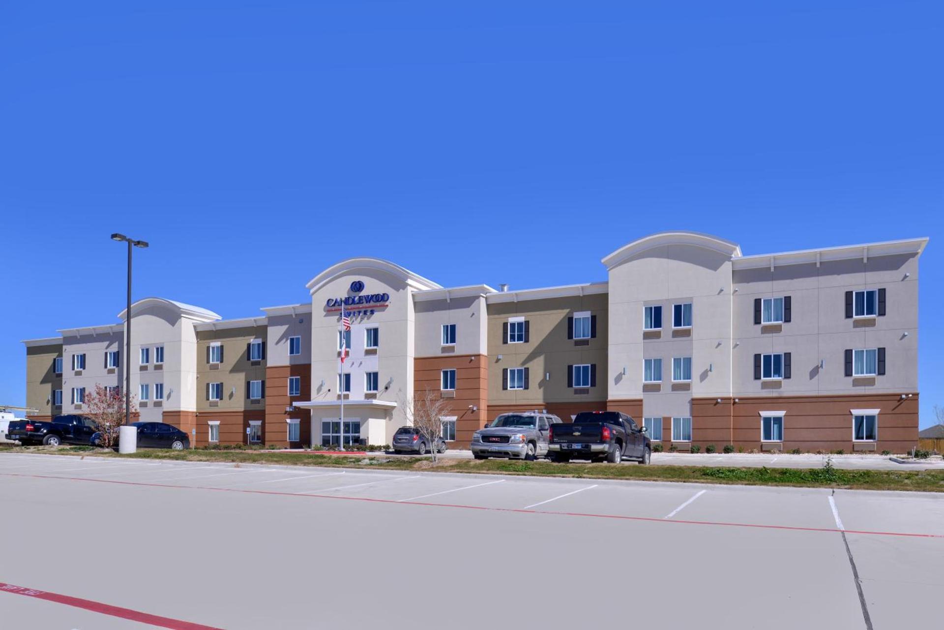Candlewood Suites Kenedy by IHG photo 23