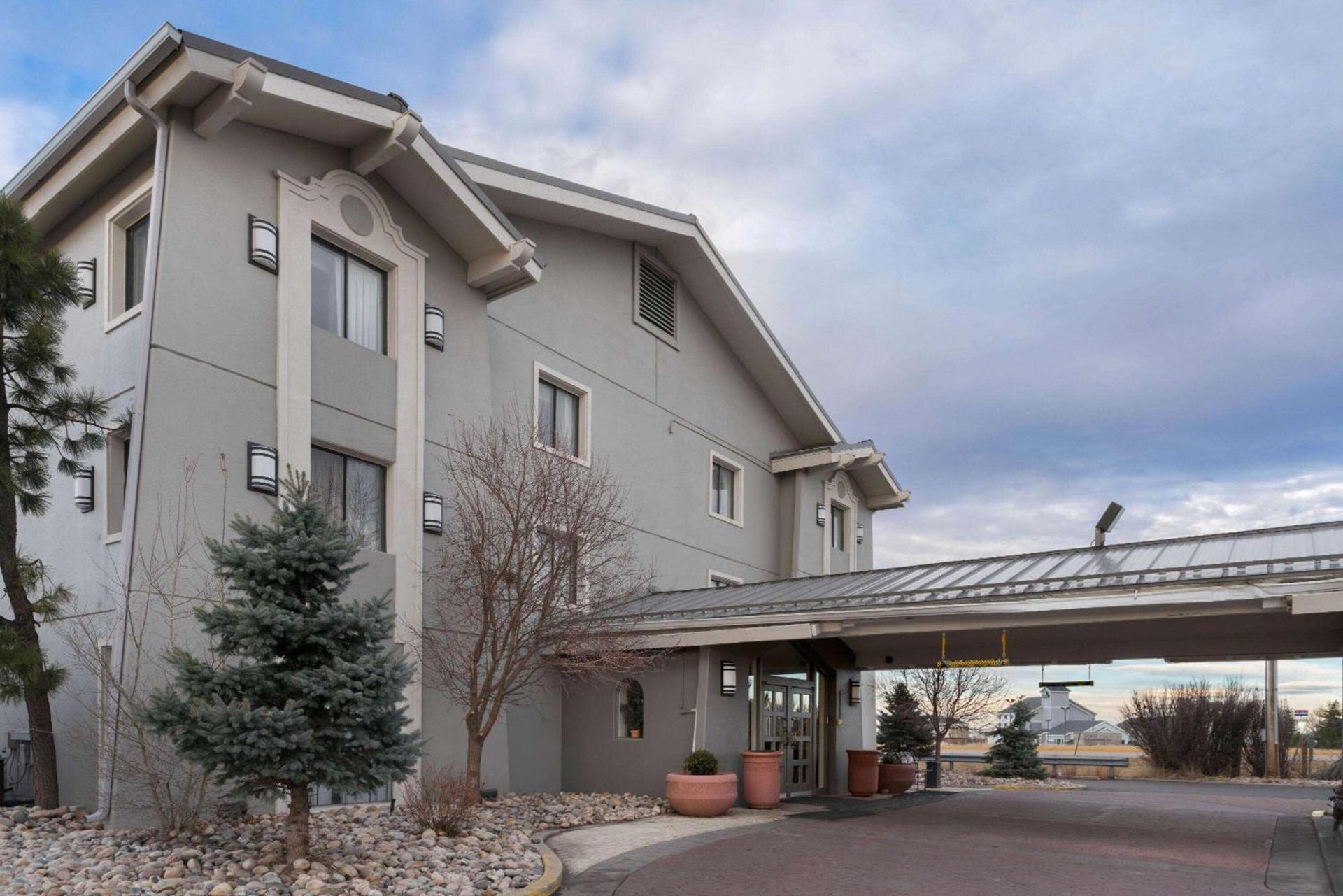 La Quinta Inn by Wyndham Cheyenne photo 16