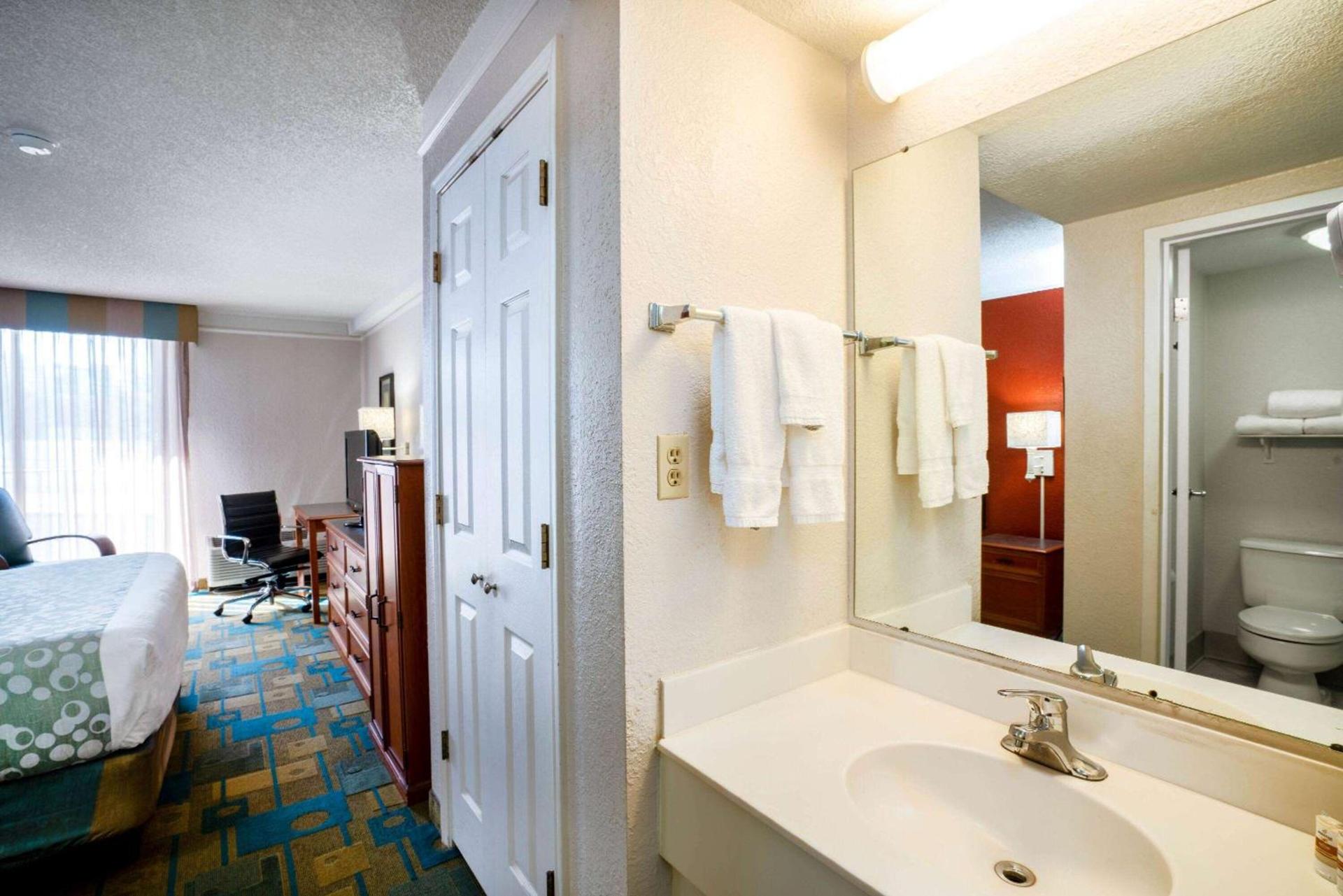 La Quinta by Wyndham Nashville Airport/Opryland photo 24