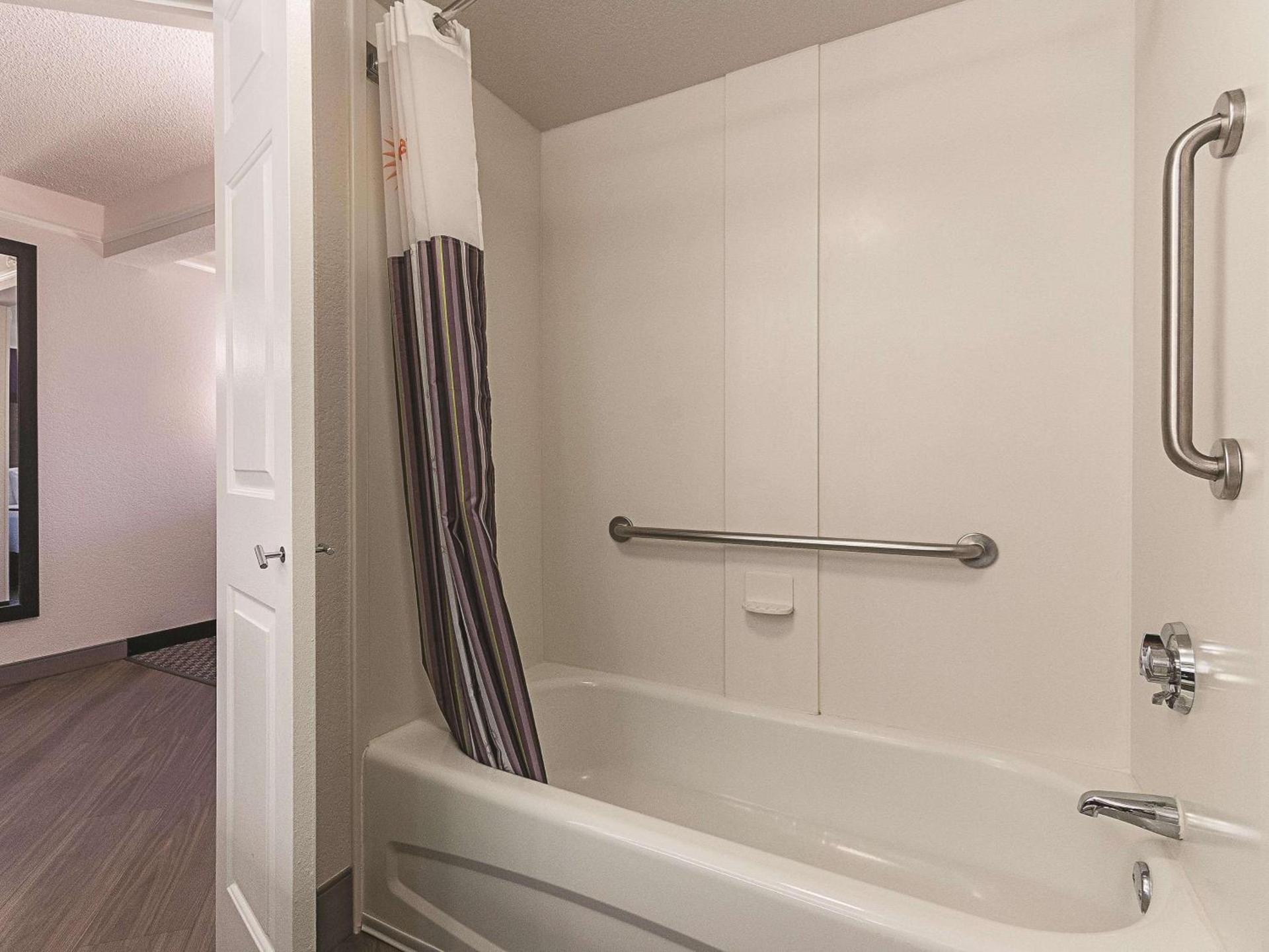 La Quinta by Wyndham Grand Junction Airport photo 10