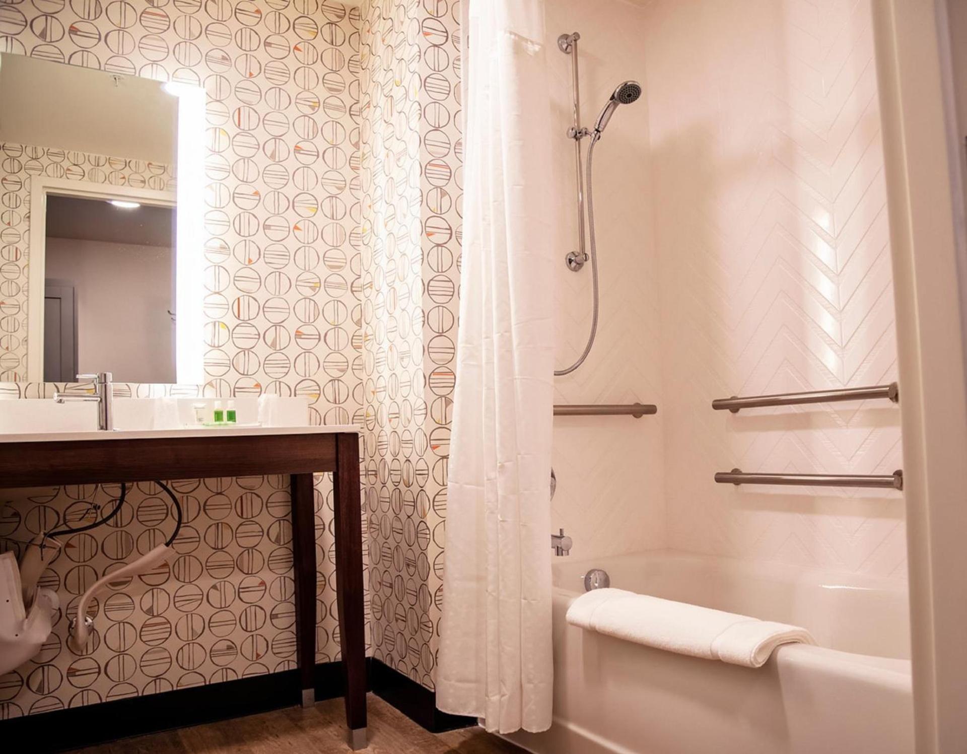 Holiday Inn & Suites - Savannah Airport - Pooler by IHG photo 30