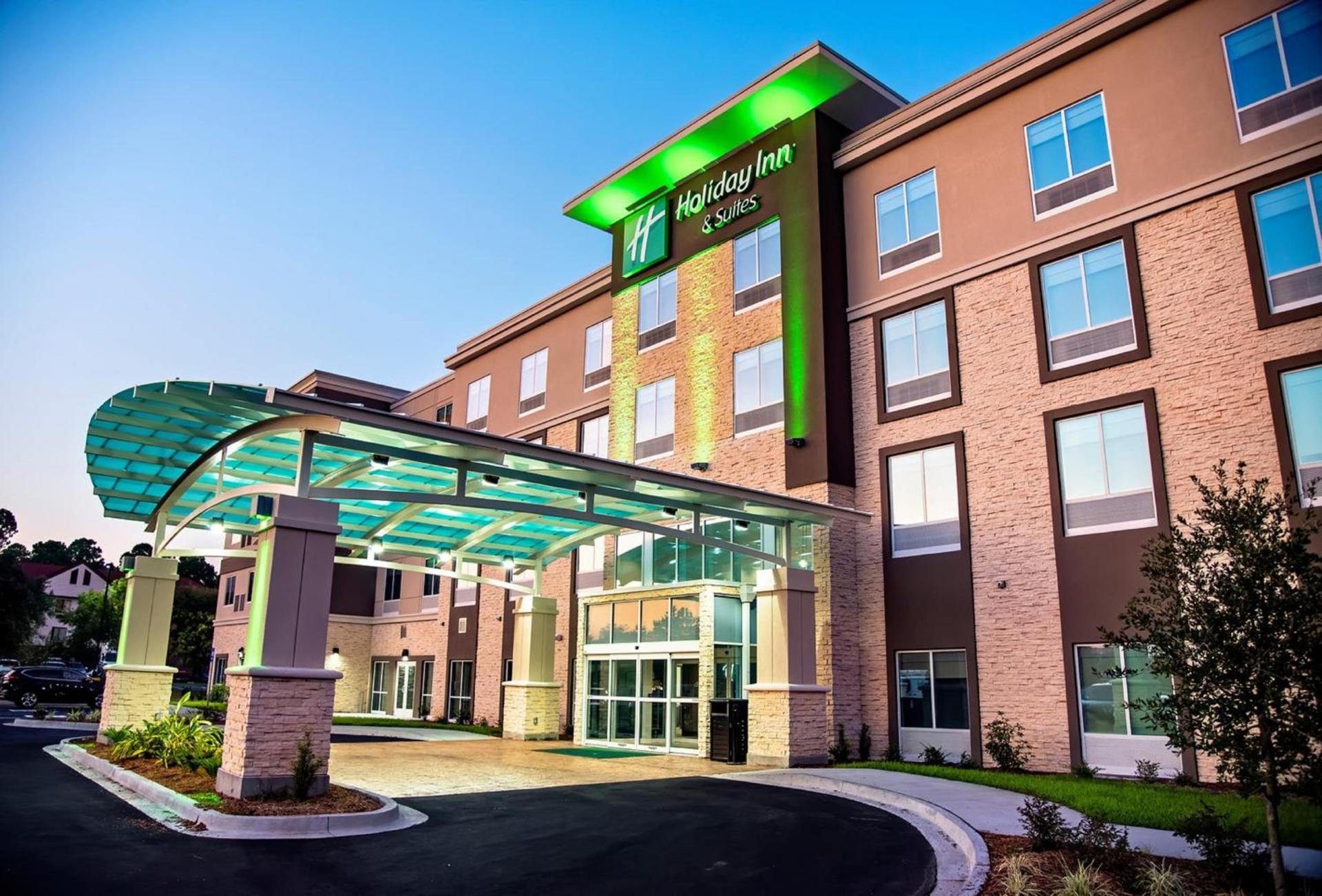 Holiday Inn & Suites - Savannah Airport - Pooler by IHG photo 1