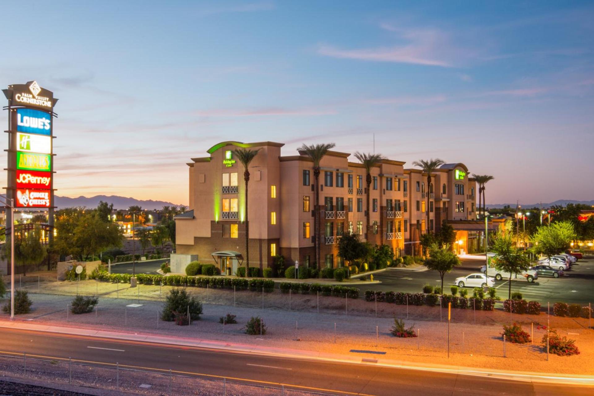 Holiday Inn & Suites Goodyear - West Phoenix Area by IHG photo 11