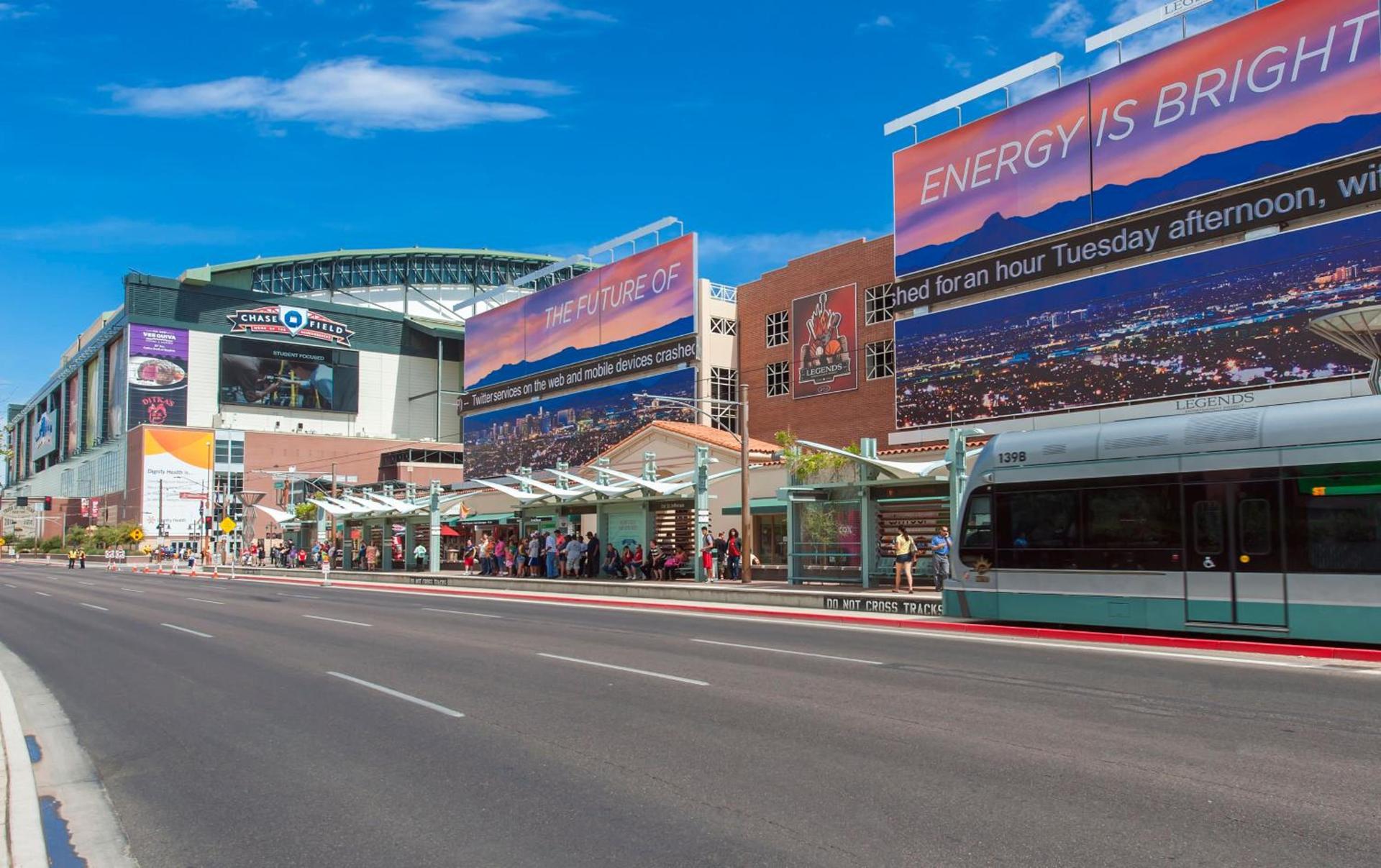 Holiday Inn and Suites Phoenix Airport North by IHG photo 42