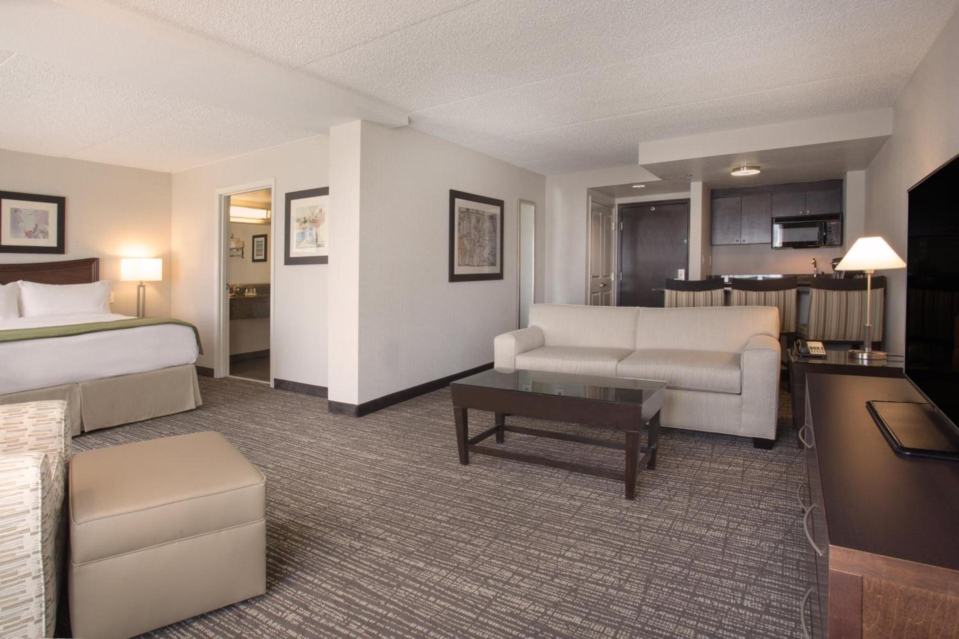 Holiday Inn Scottsdale North- Airpark by IHG photo 22