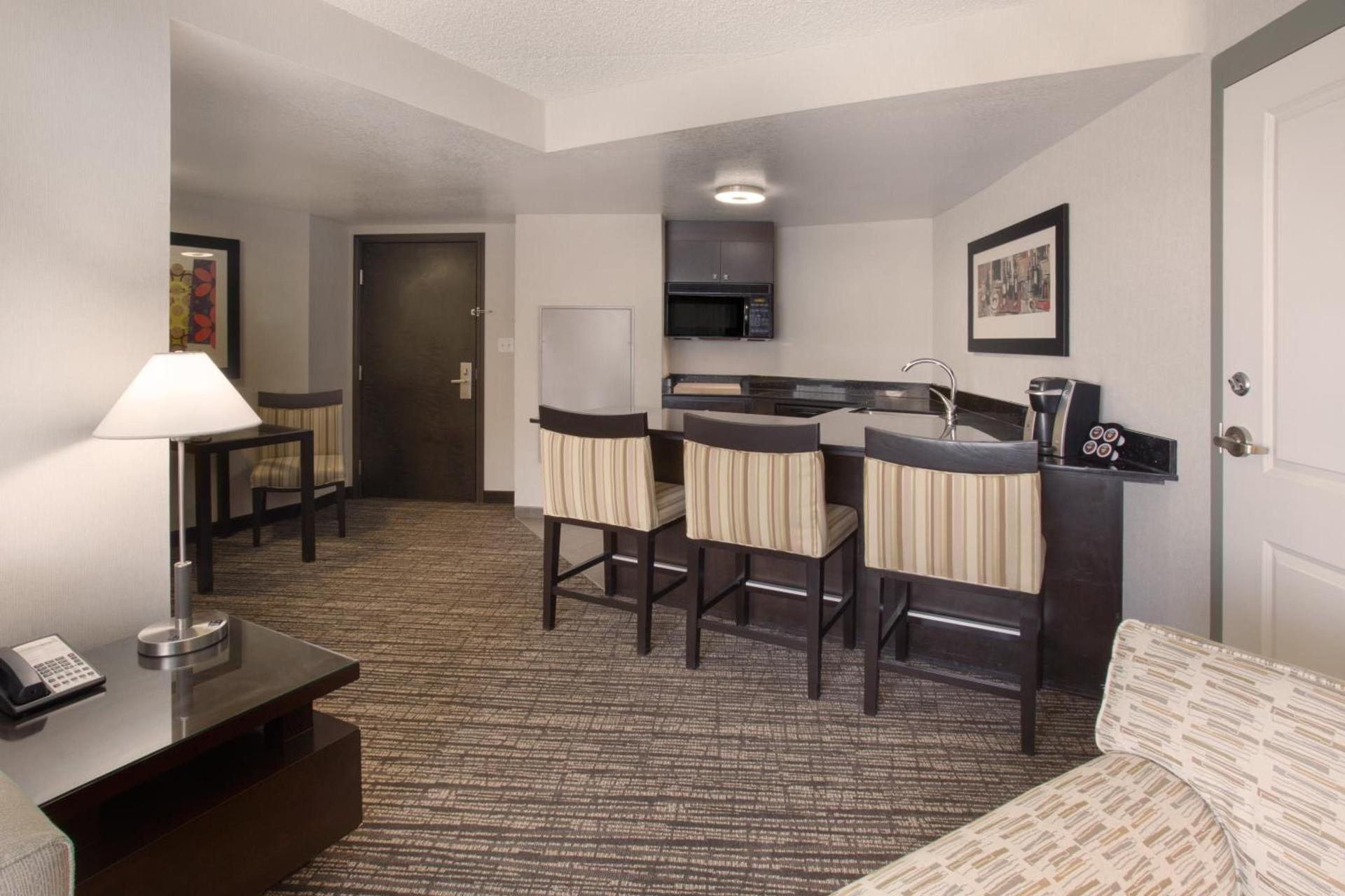 Holiday Inn Scottsdale North- Airpark by IHG photo 29