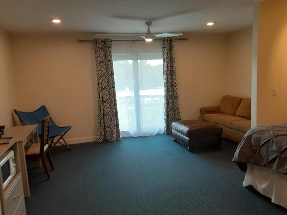 The Inn At LaBelle Yacht Club photo 28