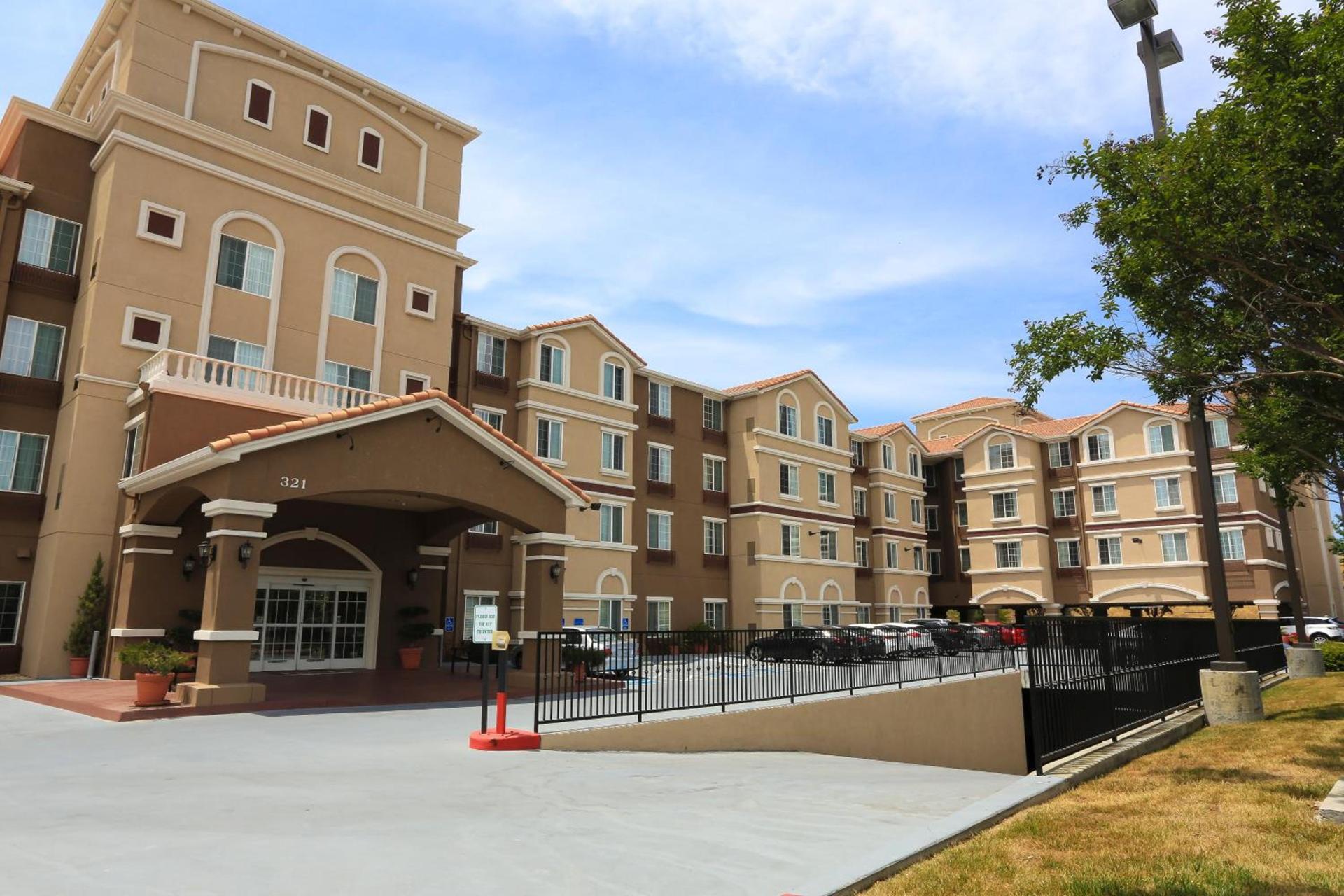 Staybridge Suites Silicon Valley - Milpitas by IHG photo 1