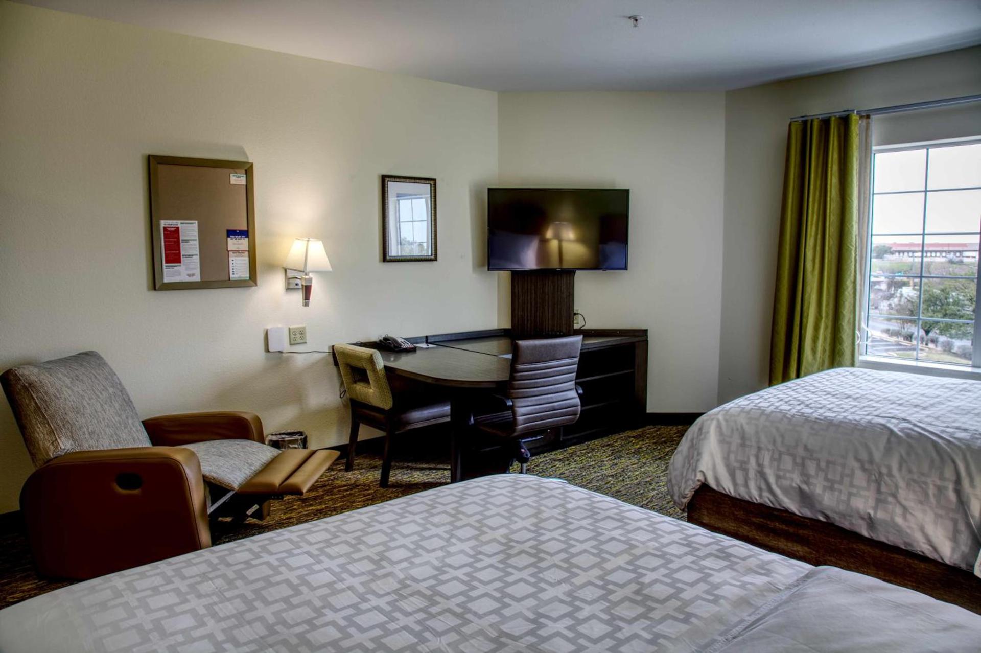 Candlewood Suites - Austin North by IHG photo 35