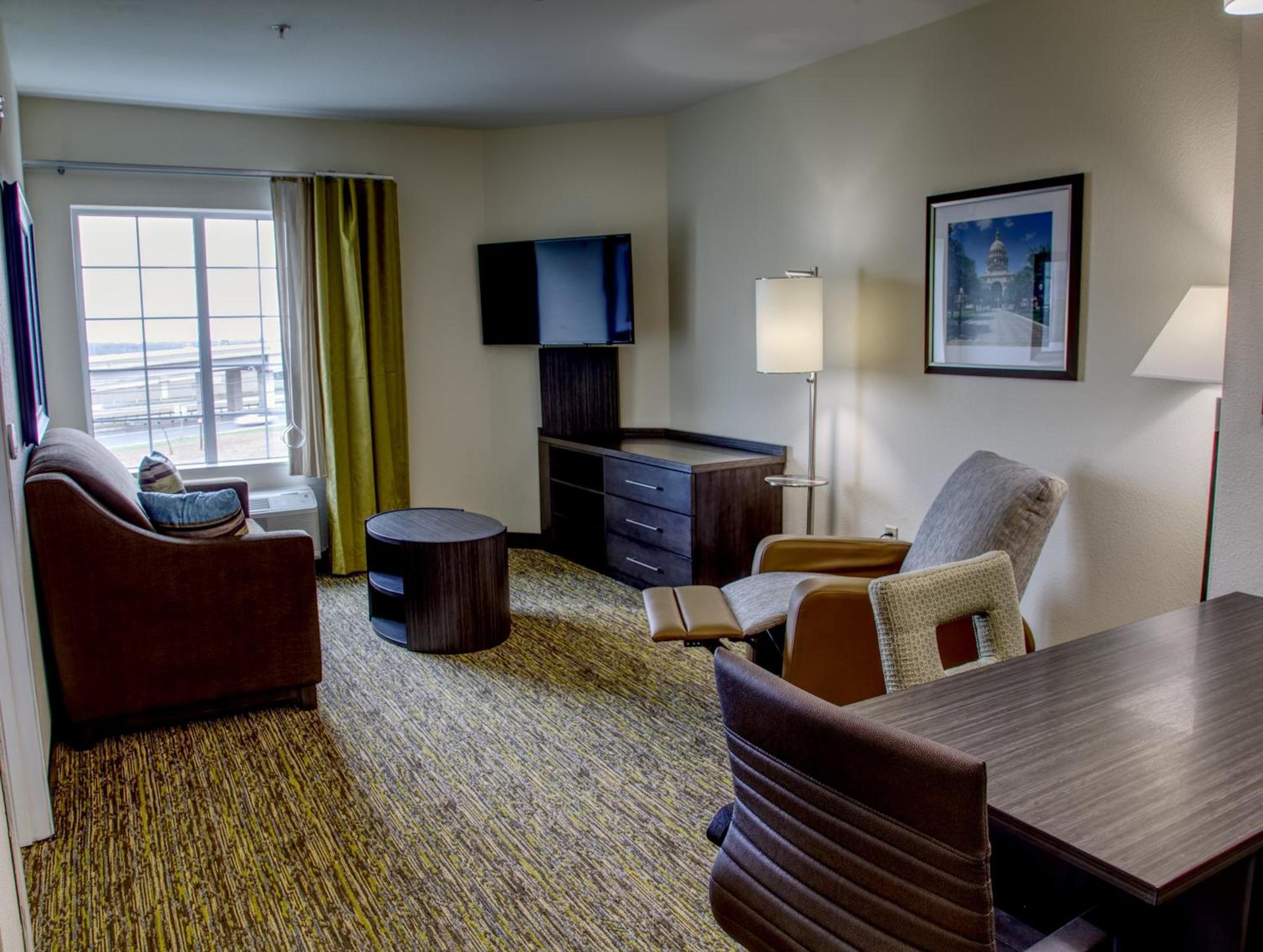 Candlewood Suites - Austin North by IHG photo 13