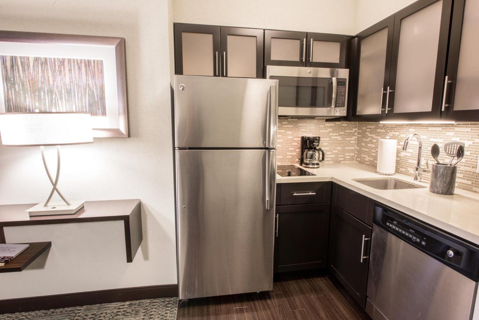 Staybridge Suites Albany Wolf Rd-Colonie Center by IHG photo 22