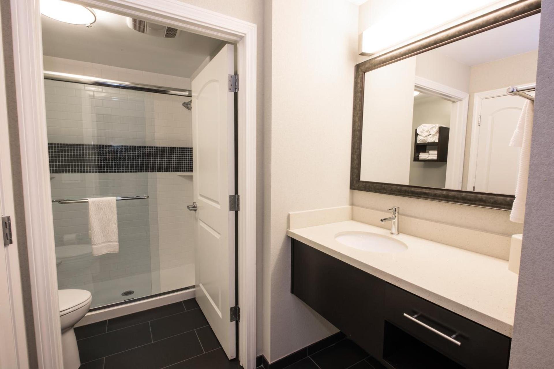 Staybridge Suites Albany Wolf Rd-Colonie Center by IHG photo 31